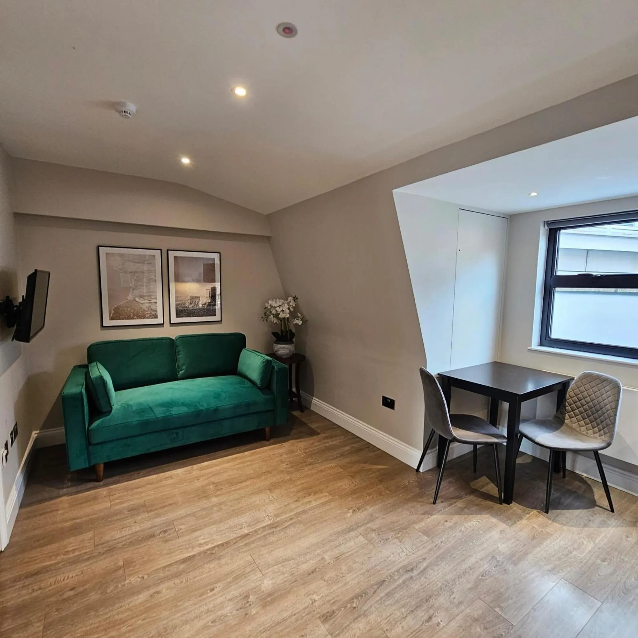 Living room in Cleveland Residences Farringdon