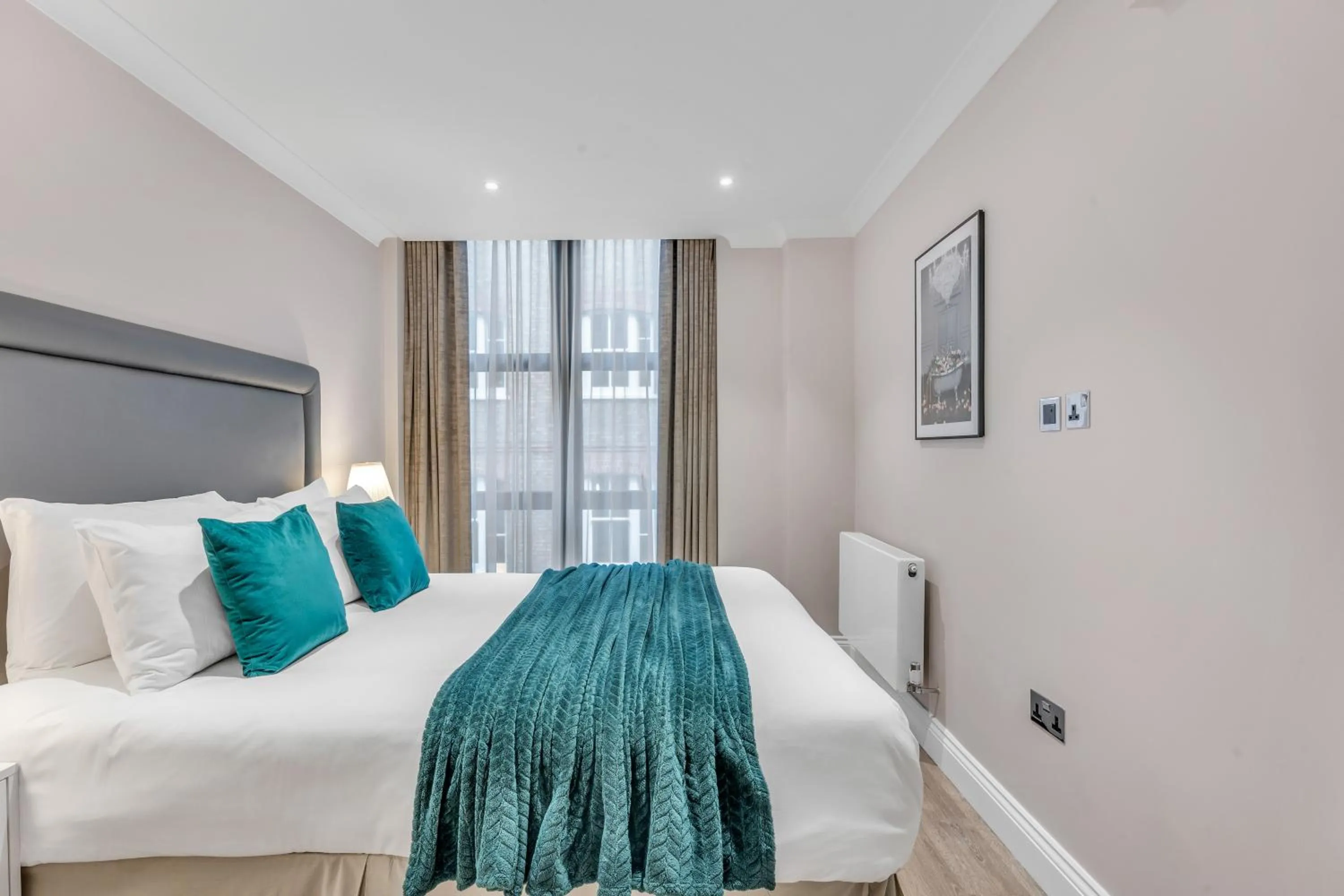 Bed in Cleveland Residences Farringdon