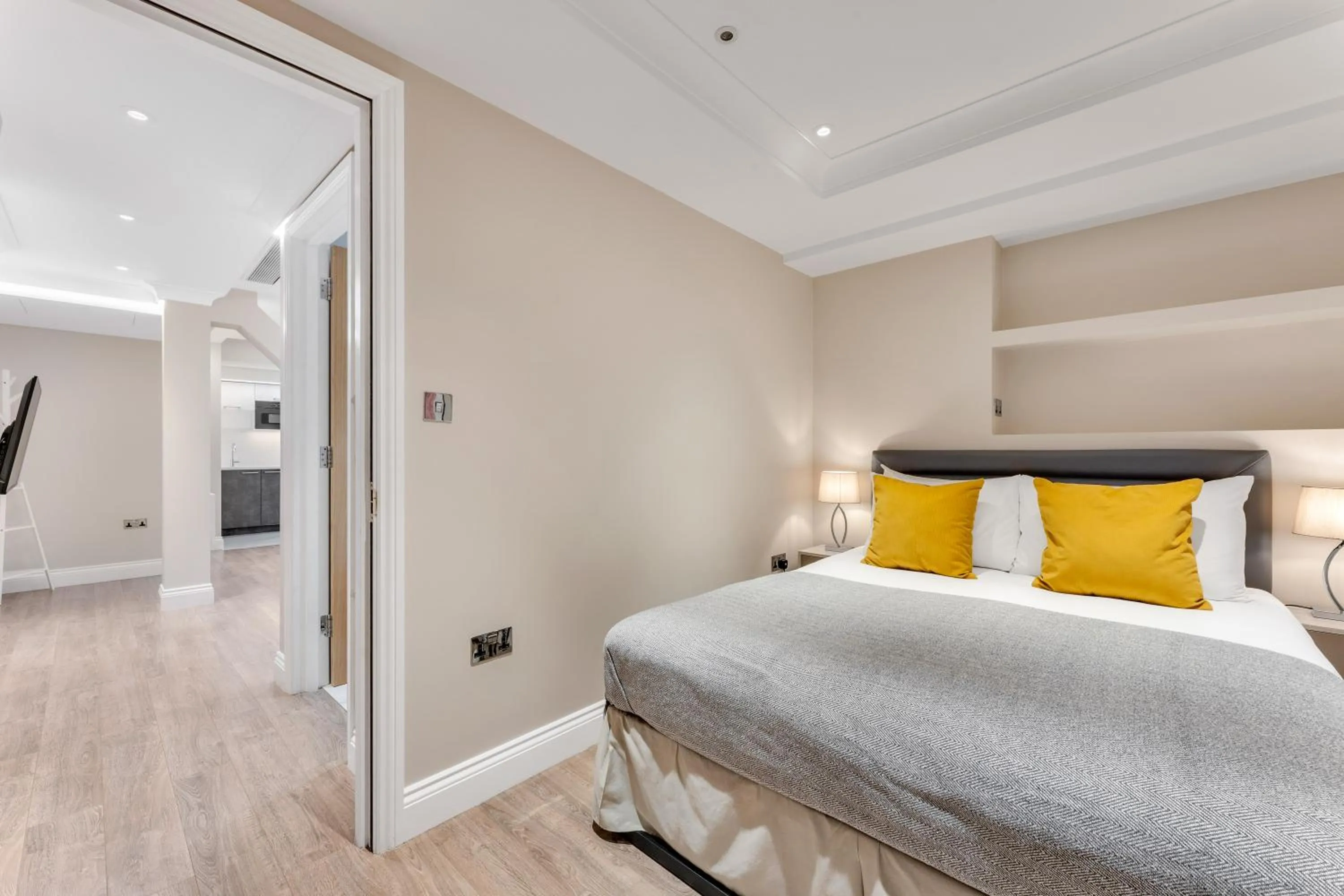 Bed in Cleveland Residences Farringdon
