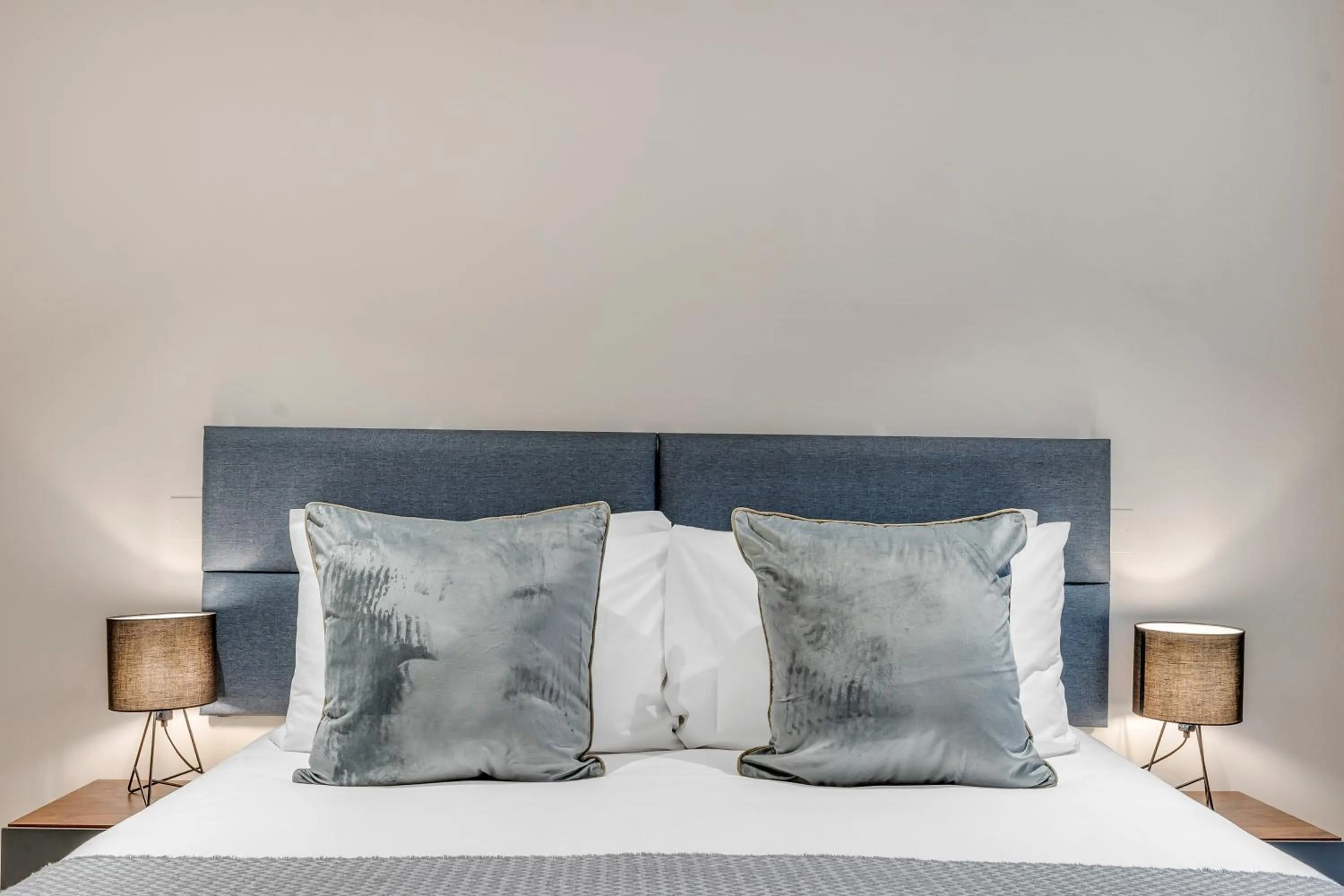 Bed in Cleveland Residences Farringdon