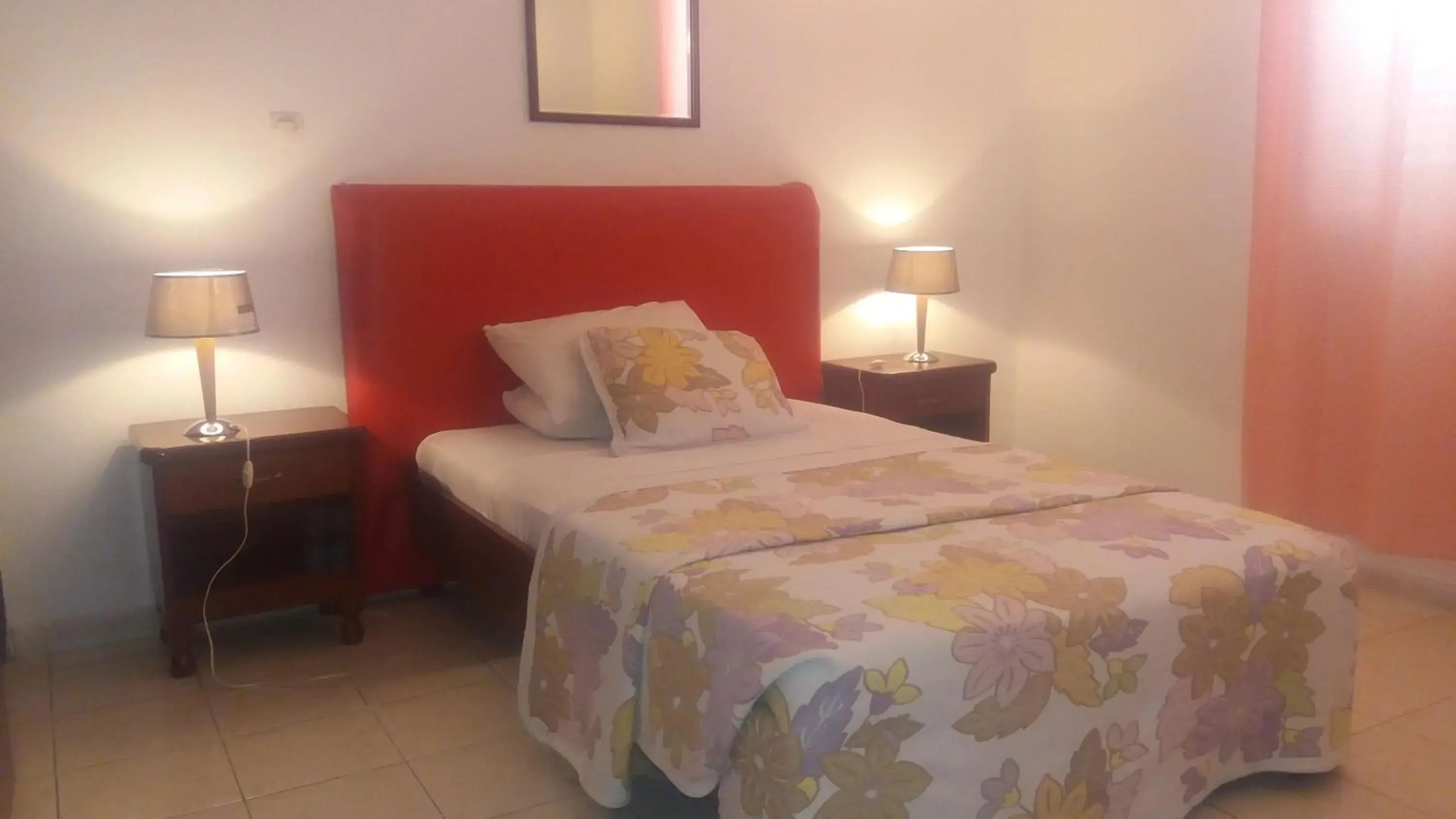 Single Room in HOTEL ALIA Single Room in HOTEL ALIA