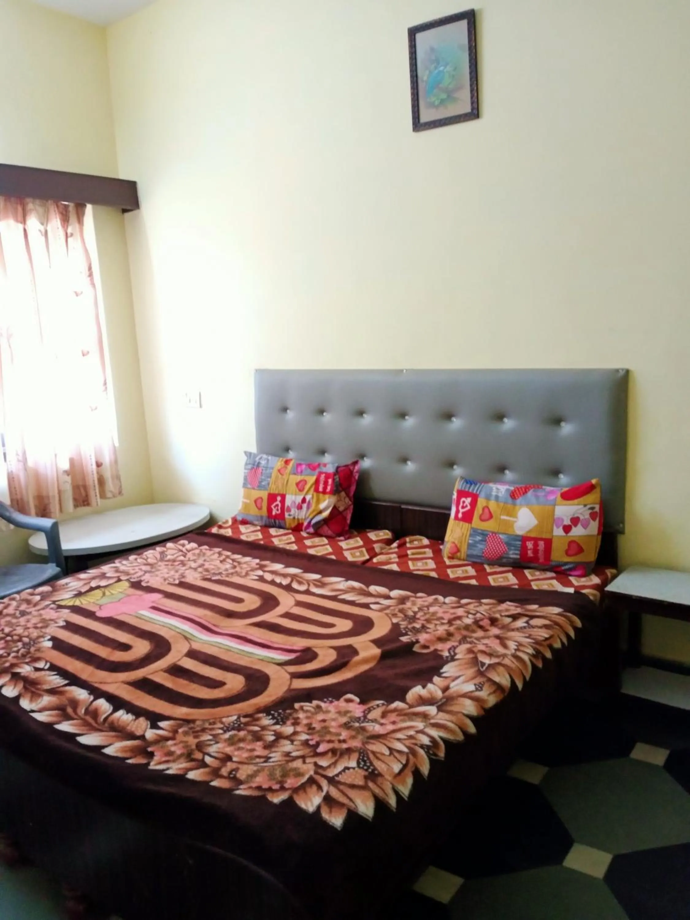 Bed in Hotel Raj Palace