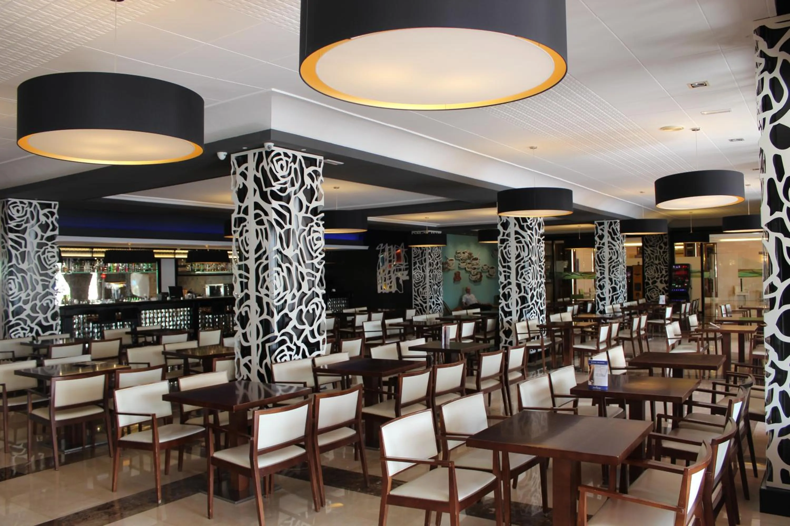 Restaurant/places to eat in Evenia Olympic Resort