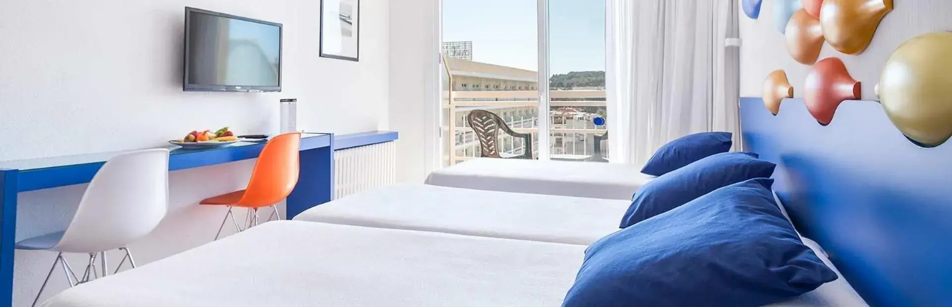 Triple Room in Evenia Olympic Resort Triple Room in Evenia Olympic Resort