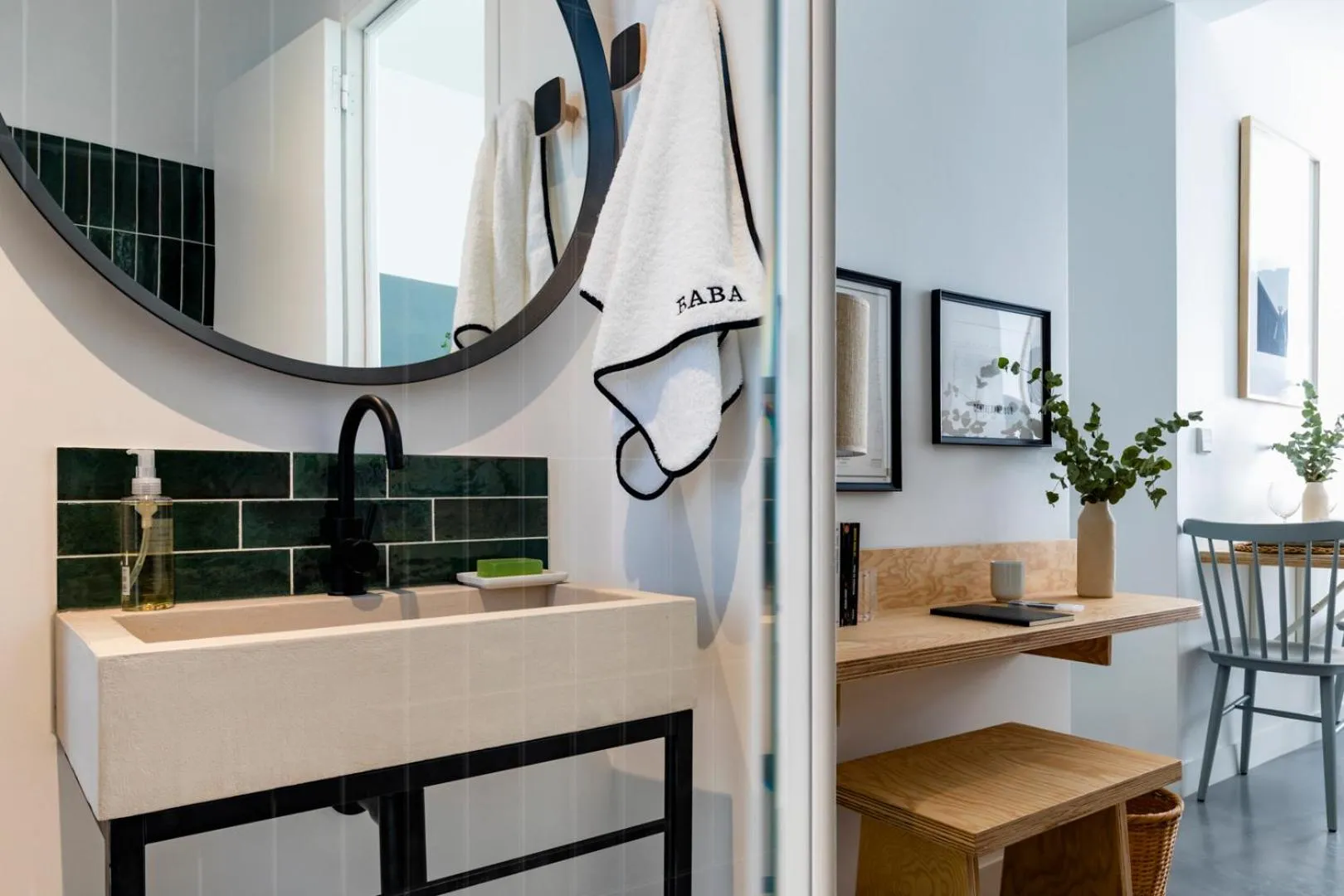 Bedroom in Baba Hotel