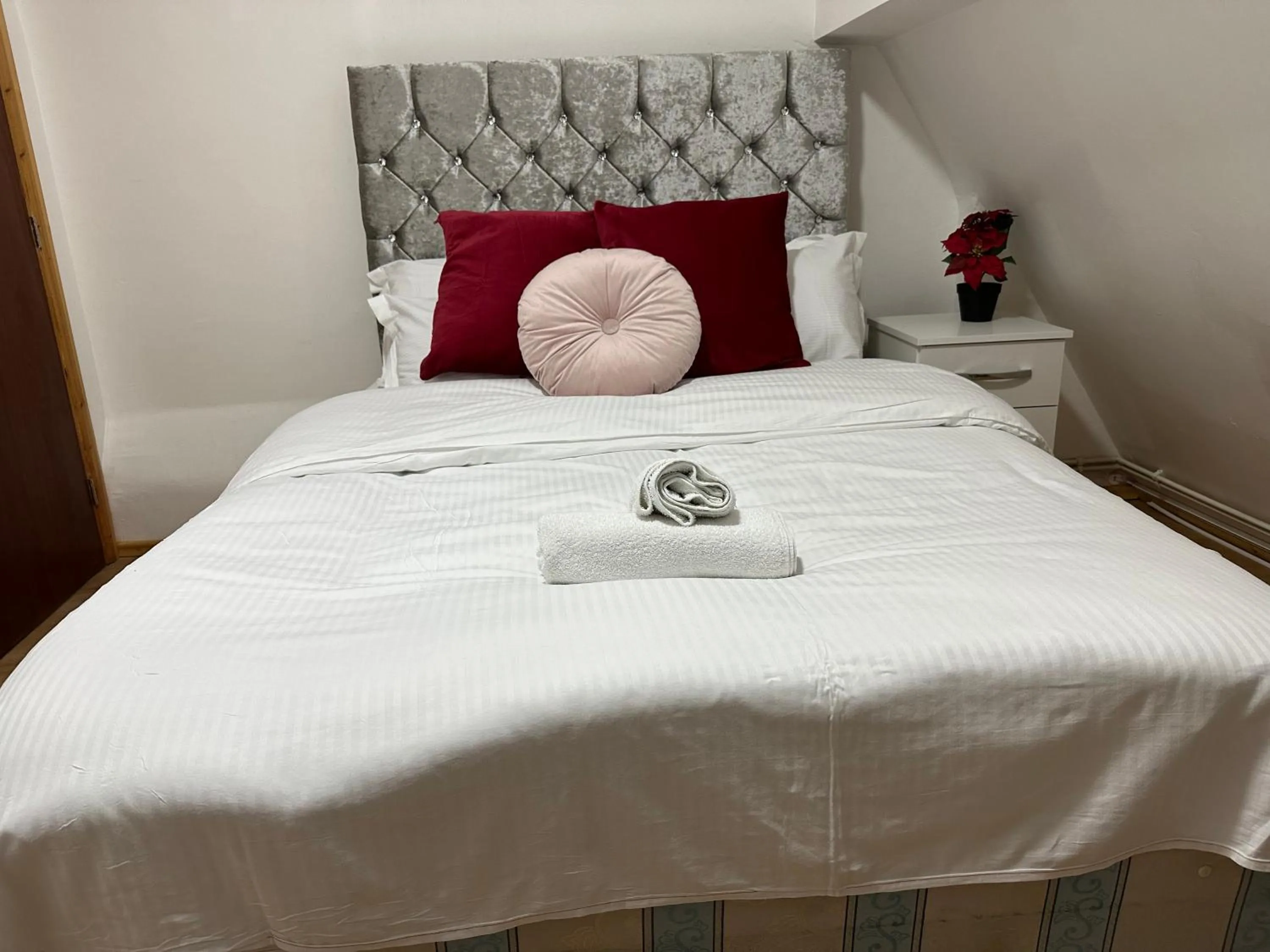 Bed in City Lodge Shadwell