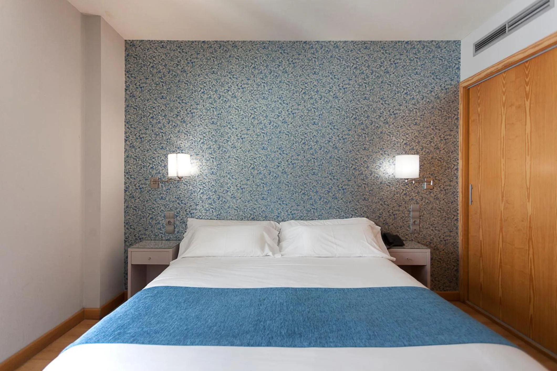 Bedroom, Bed in Hotel AACR Museo