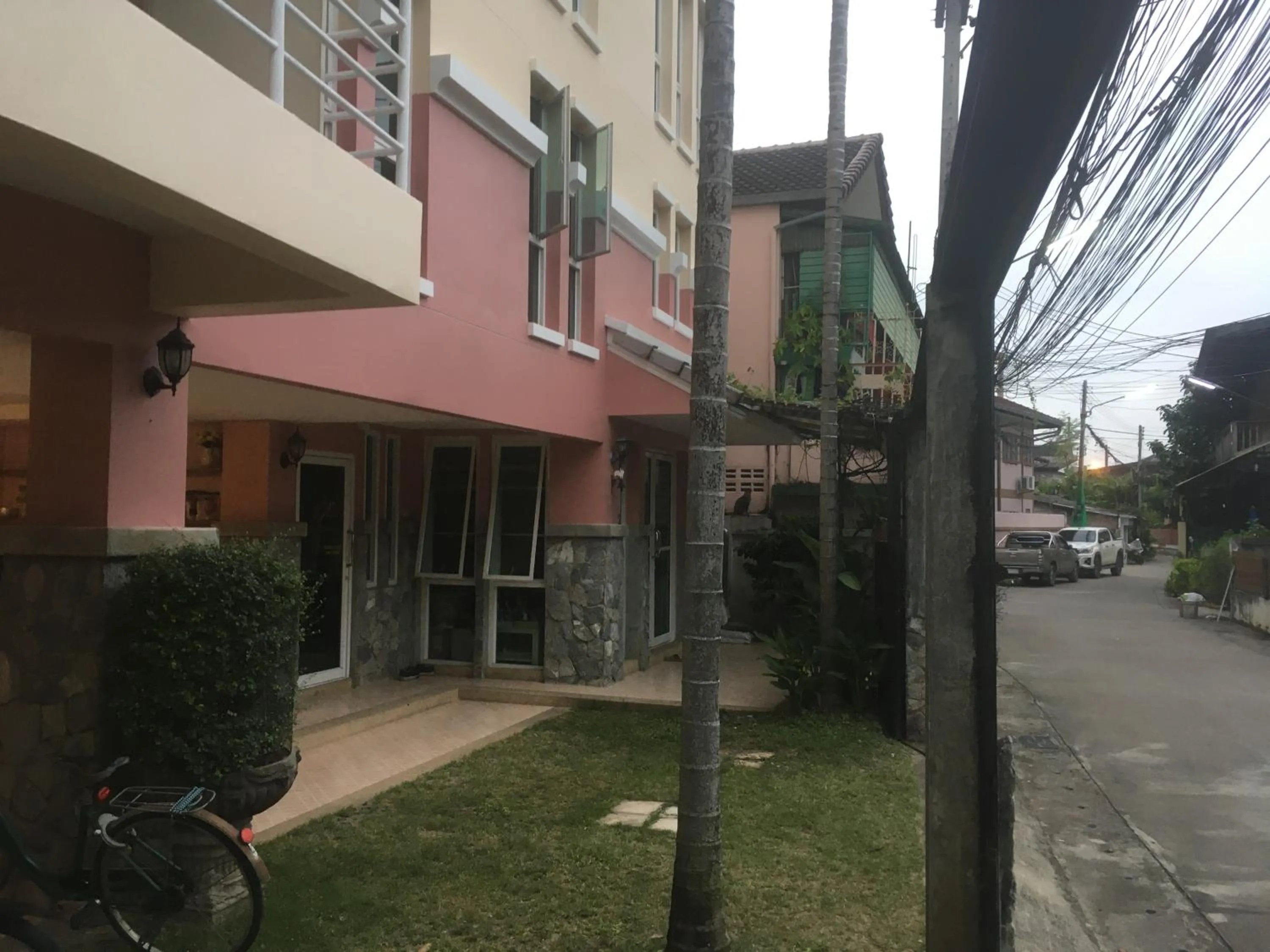 Property building in Triple Palms House