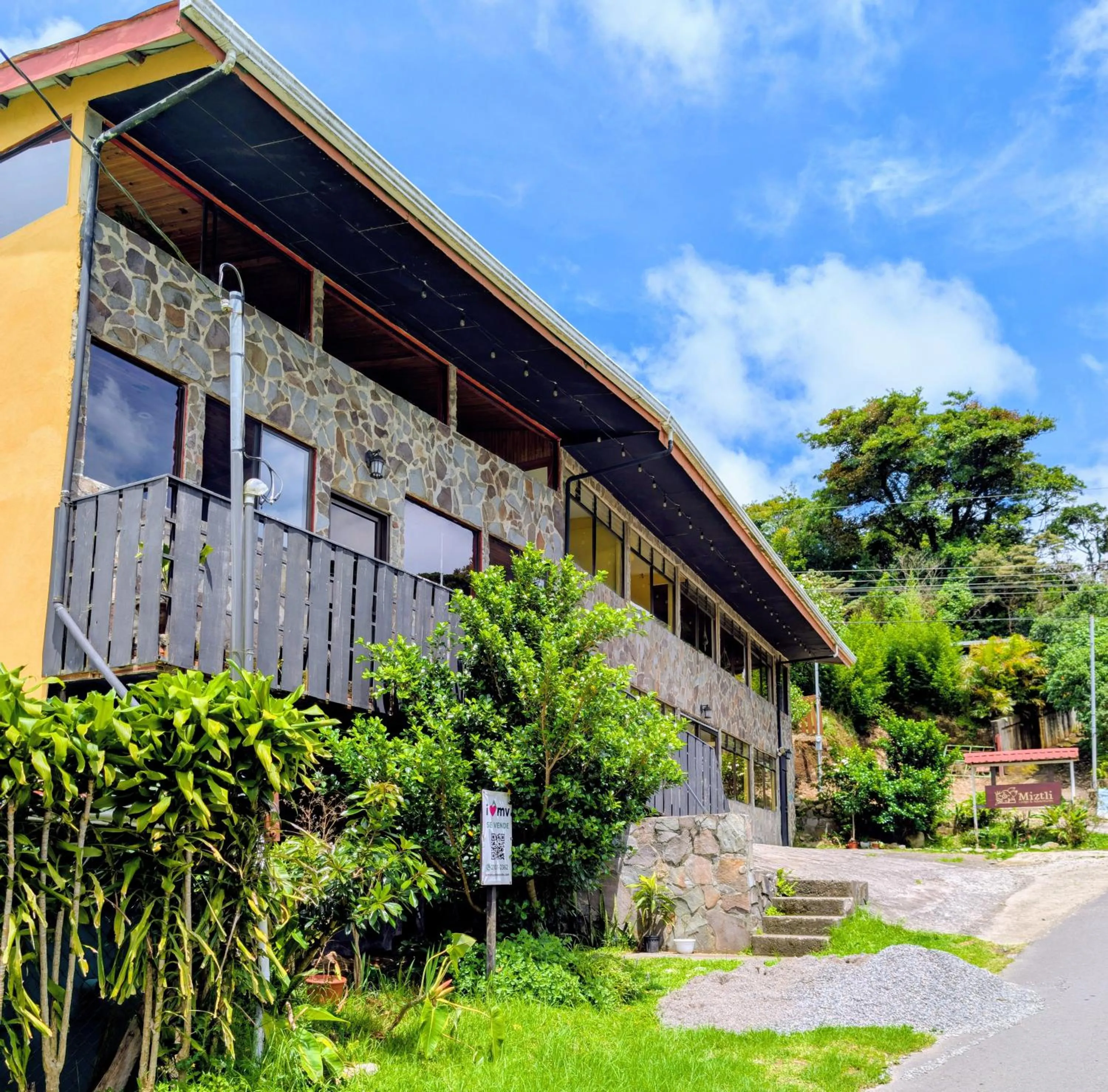 Miztli Lodge & Adventure