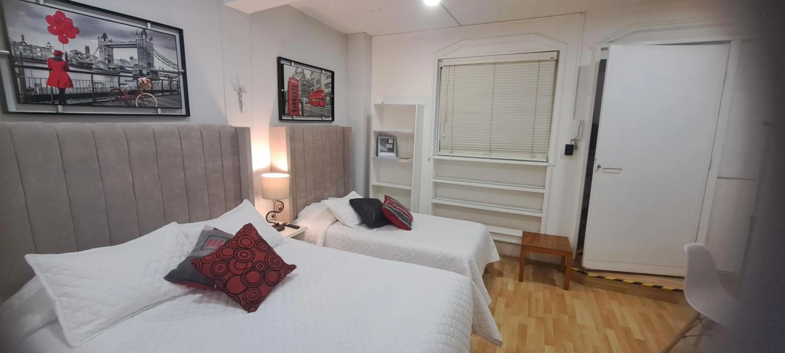 Bedroom, Bed in Habitaciones Narvarte Del Valle