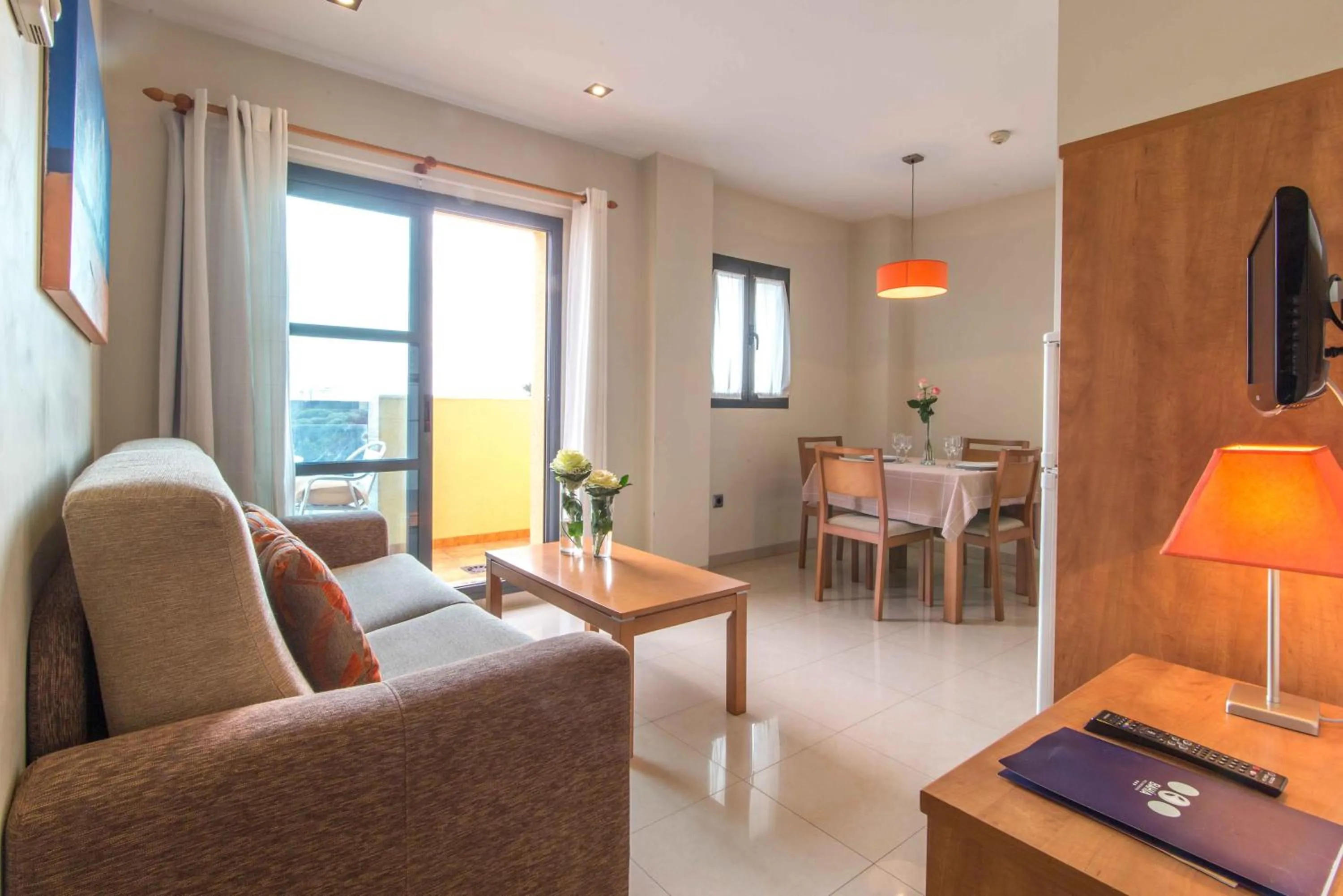 Living room in Aparthotel Bahía