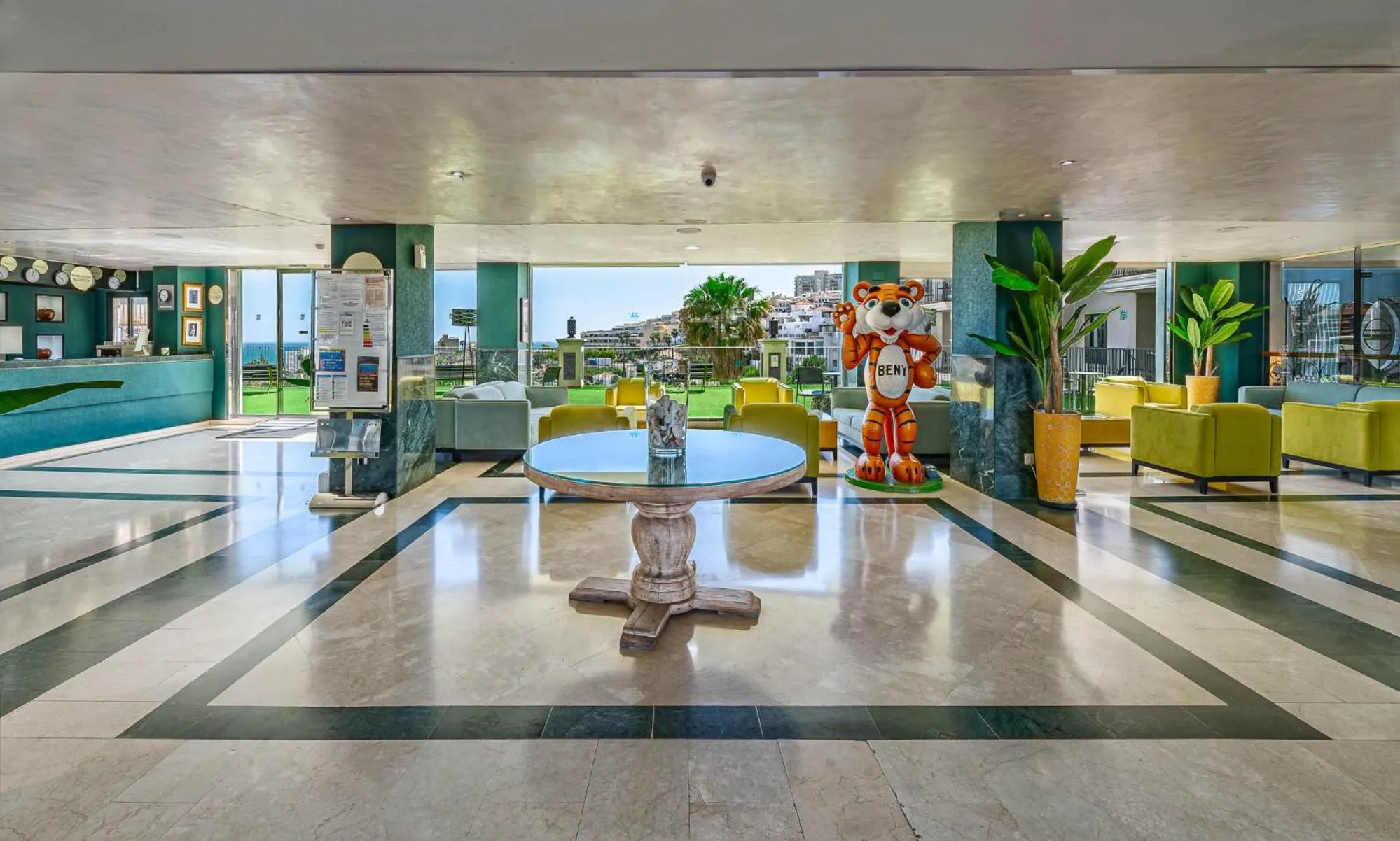 Lobby or reception in Benalmadena Palace Spa