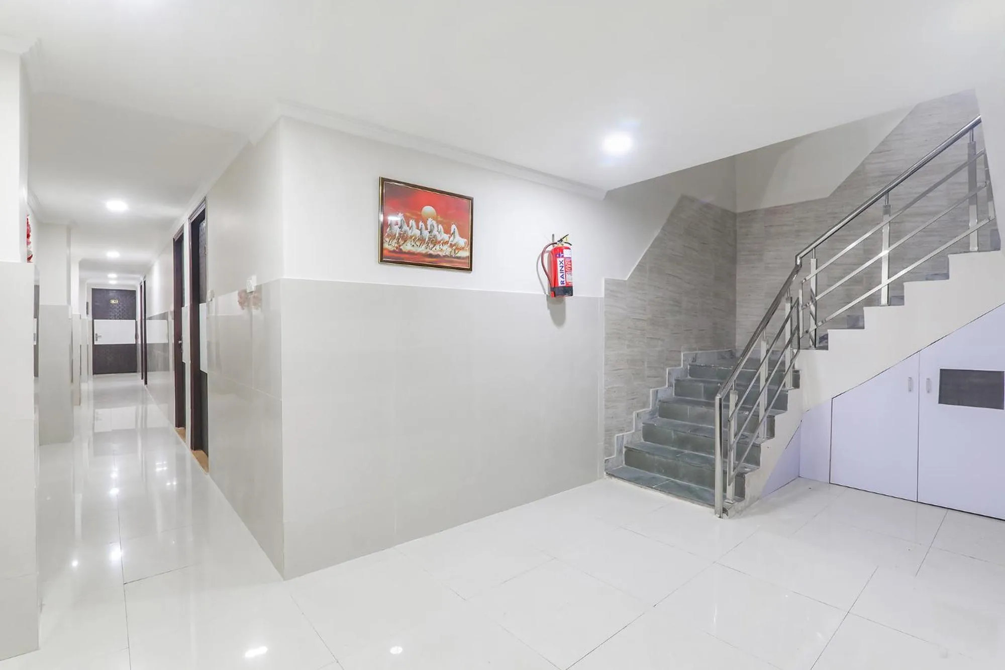 Lobby or reception in FabHotel Shyam Inn