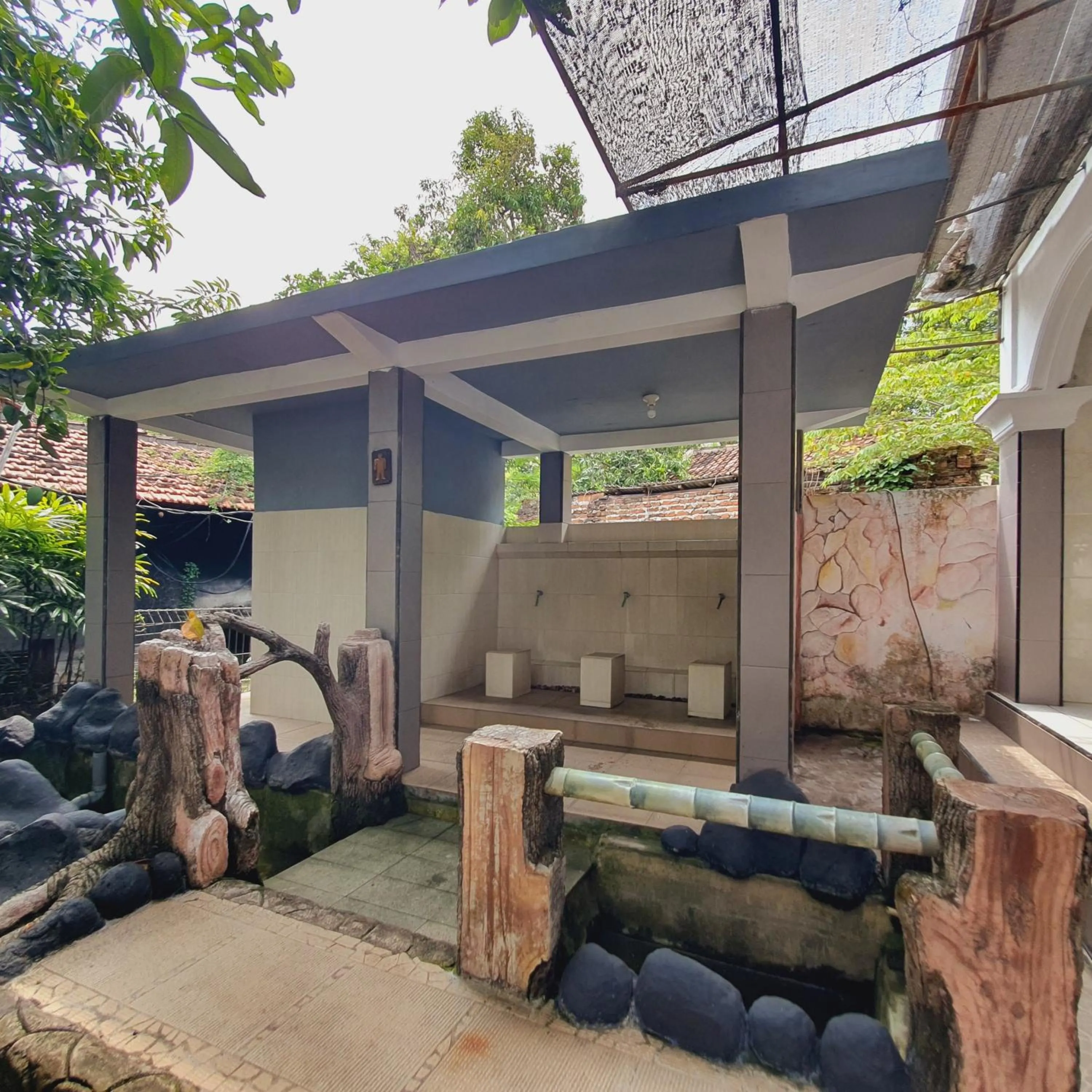 Property building in Tengger Guesthouse