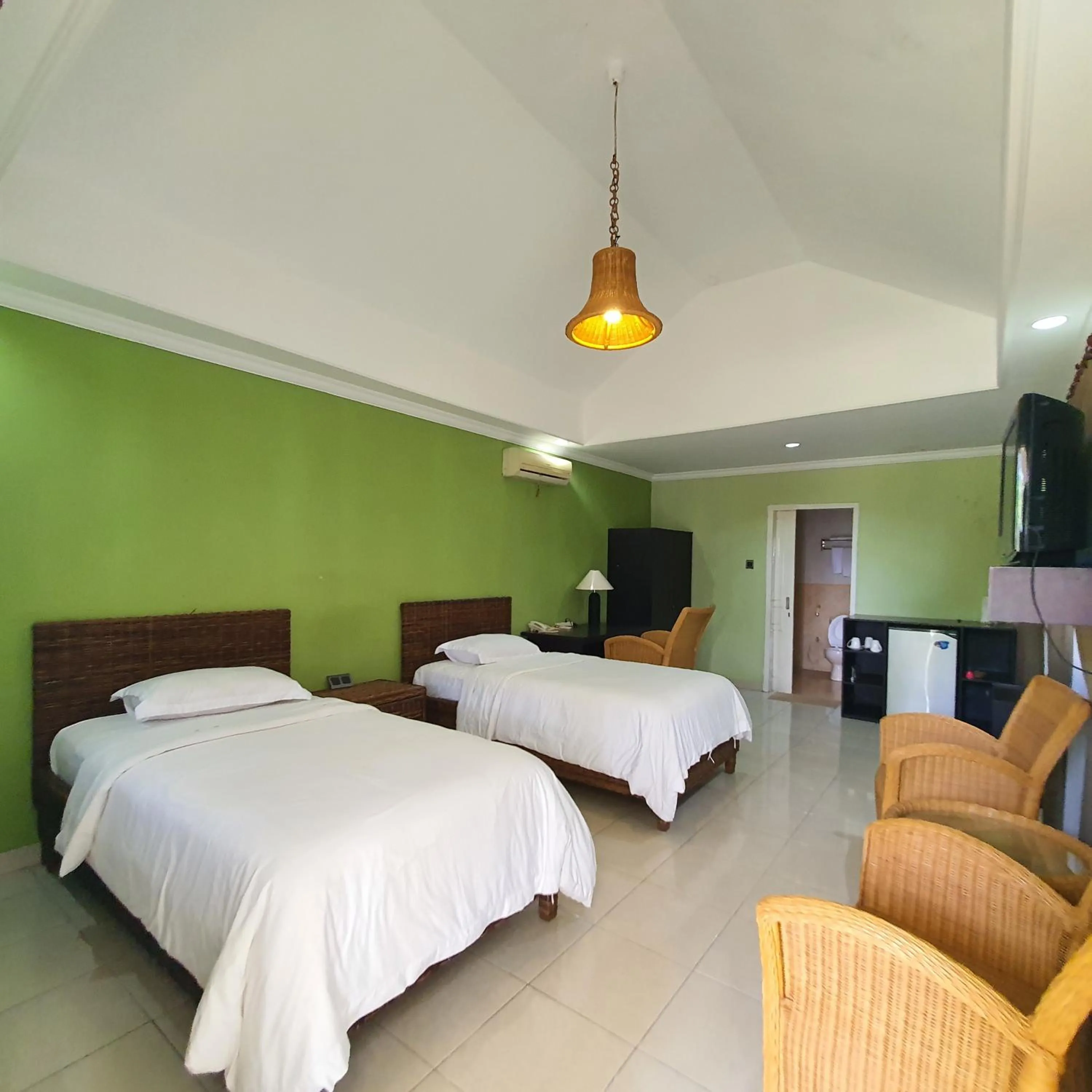 Photo of the whole room, Bed in Tengger Guesthouse