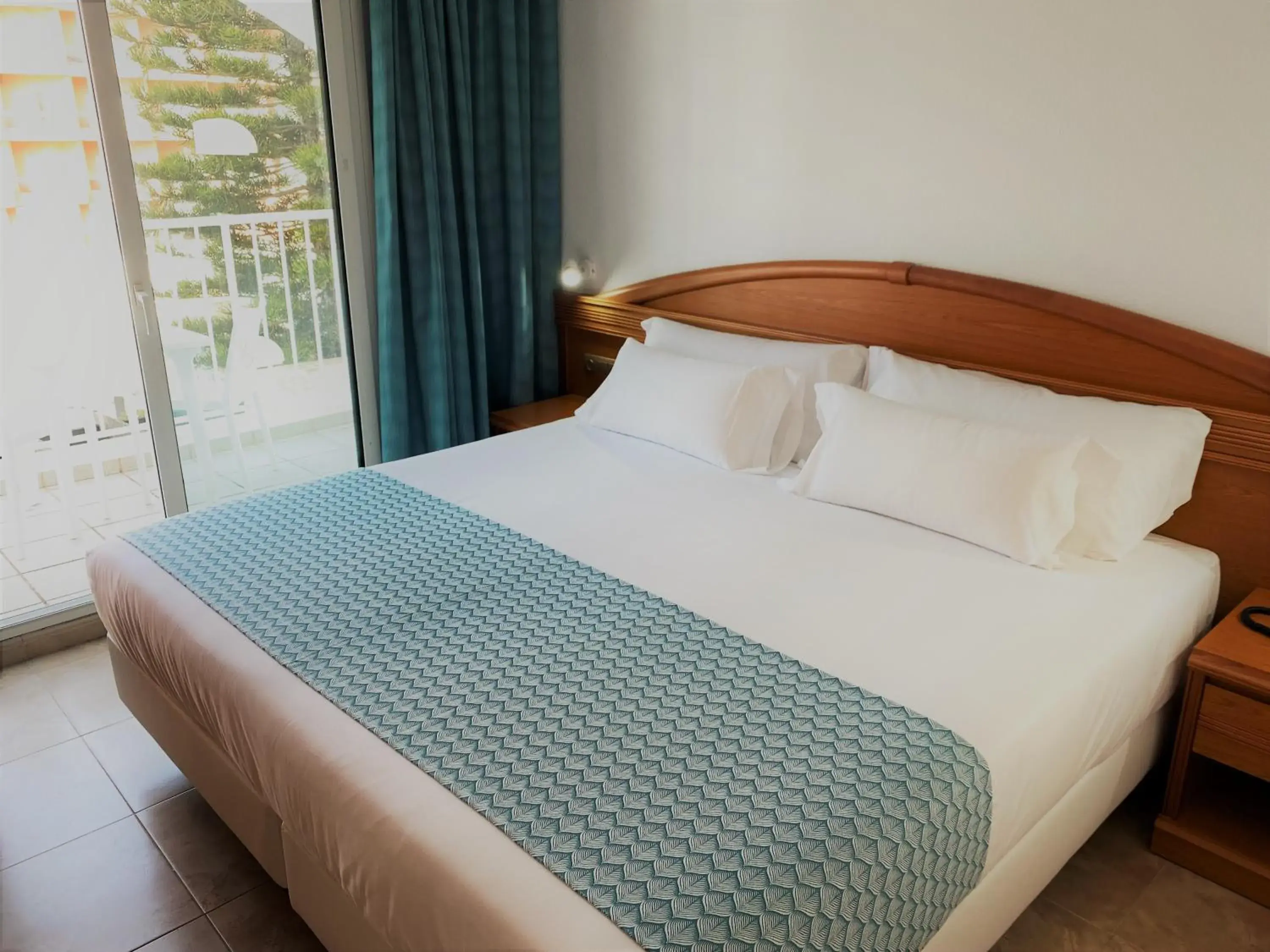 One-Bedroom Apartment with Lateral sea View with terrace ( 1-4 Adults) - single occupancy in Bahía Serena One-Bedroom Apartment with Lateral sea View with terrace ( 1-4 Adults) - single occupancy in Bahía Serena