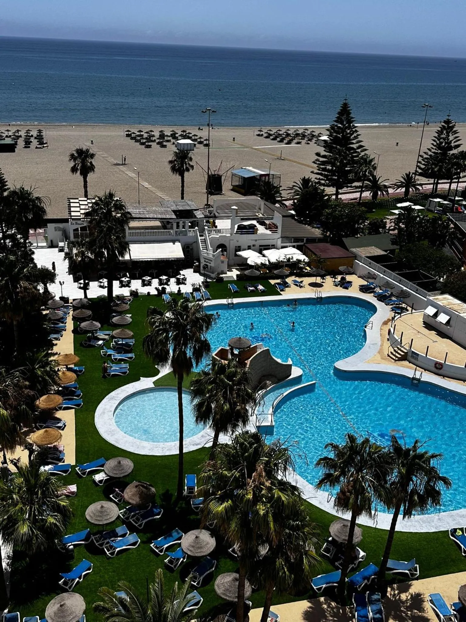 Swimming pool in Bahía Serena