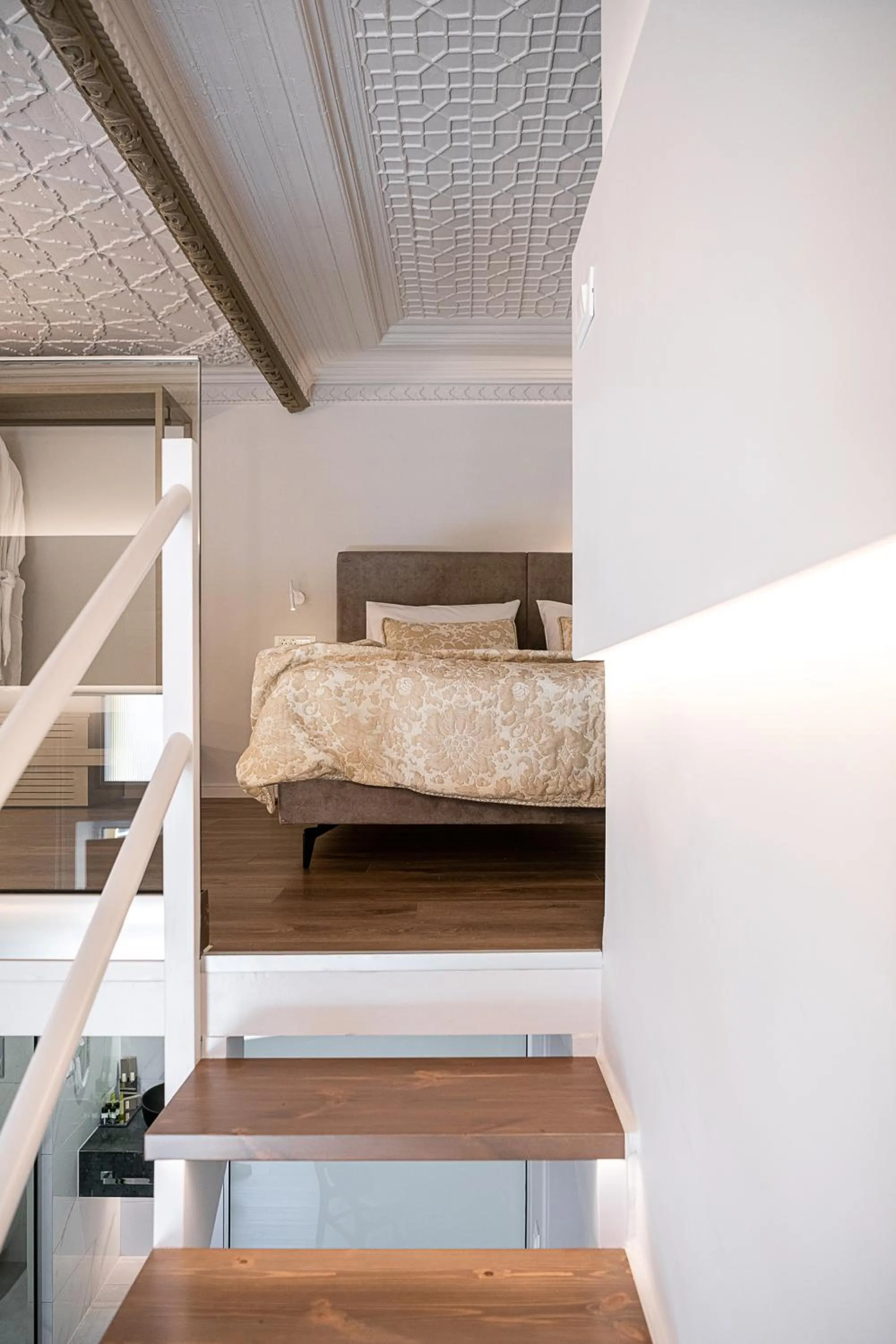 Bedroom, Bed in Elia Erato