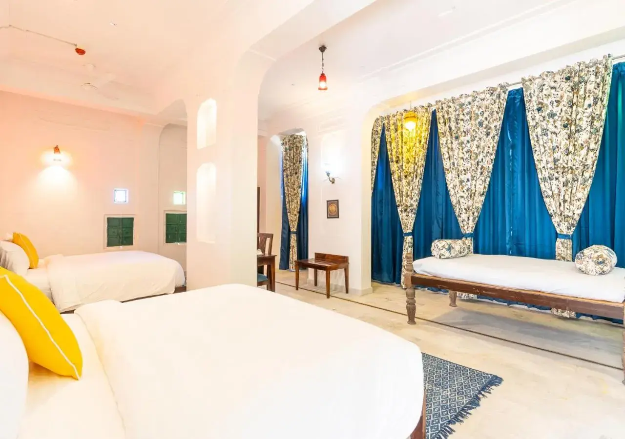 Palace Suite in Bloom Boutique - Chelon Haveli Palace Suite in Bloom Boutique - Chelon Haveli