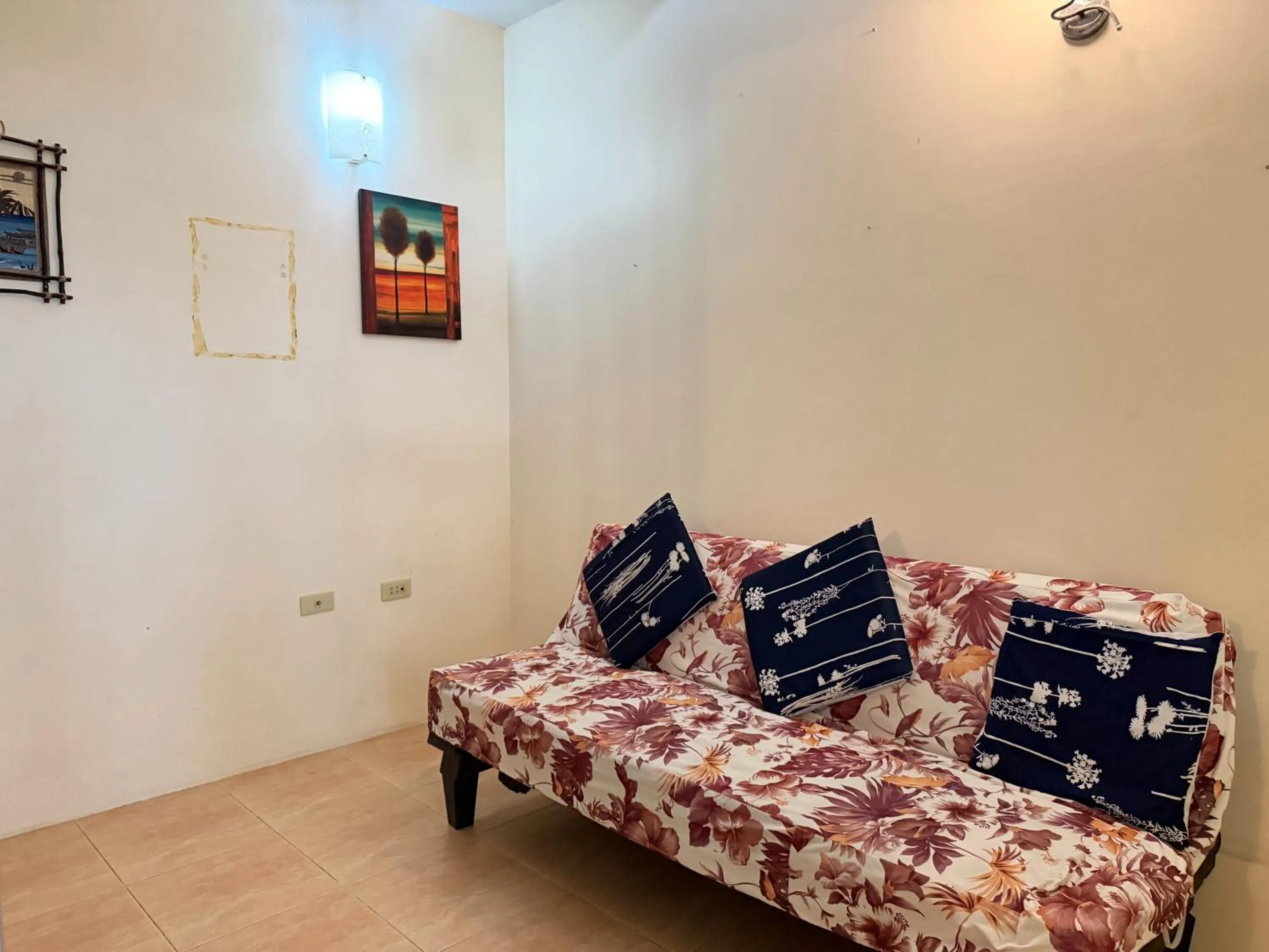 Seating area in SEAVIEW BEACH RESORT