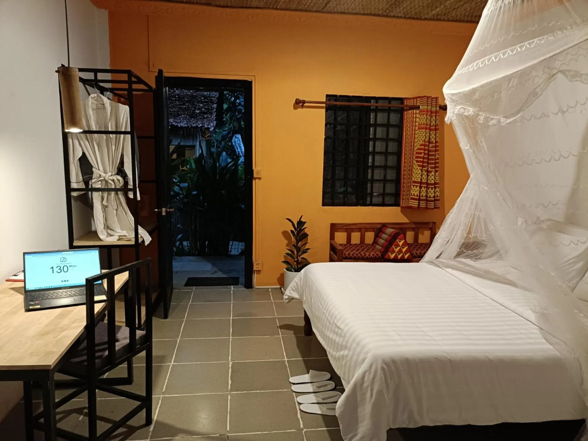 View (from property/room), Bed in Siem Reap Homesteading II