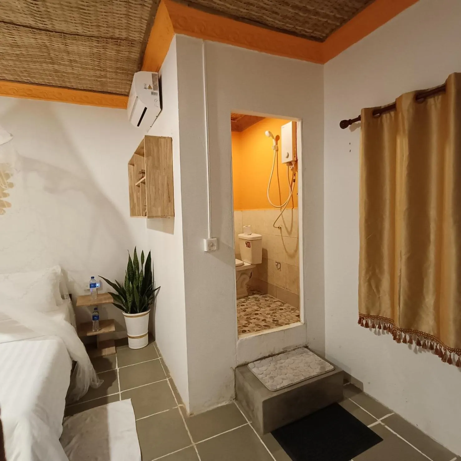 Toilet in Siem Reap Homesteading II