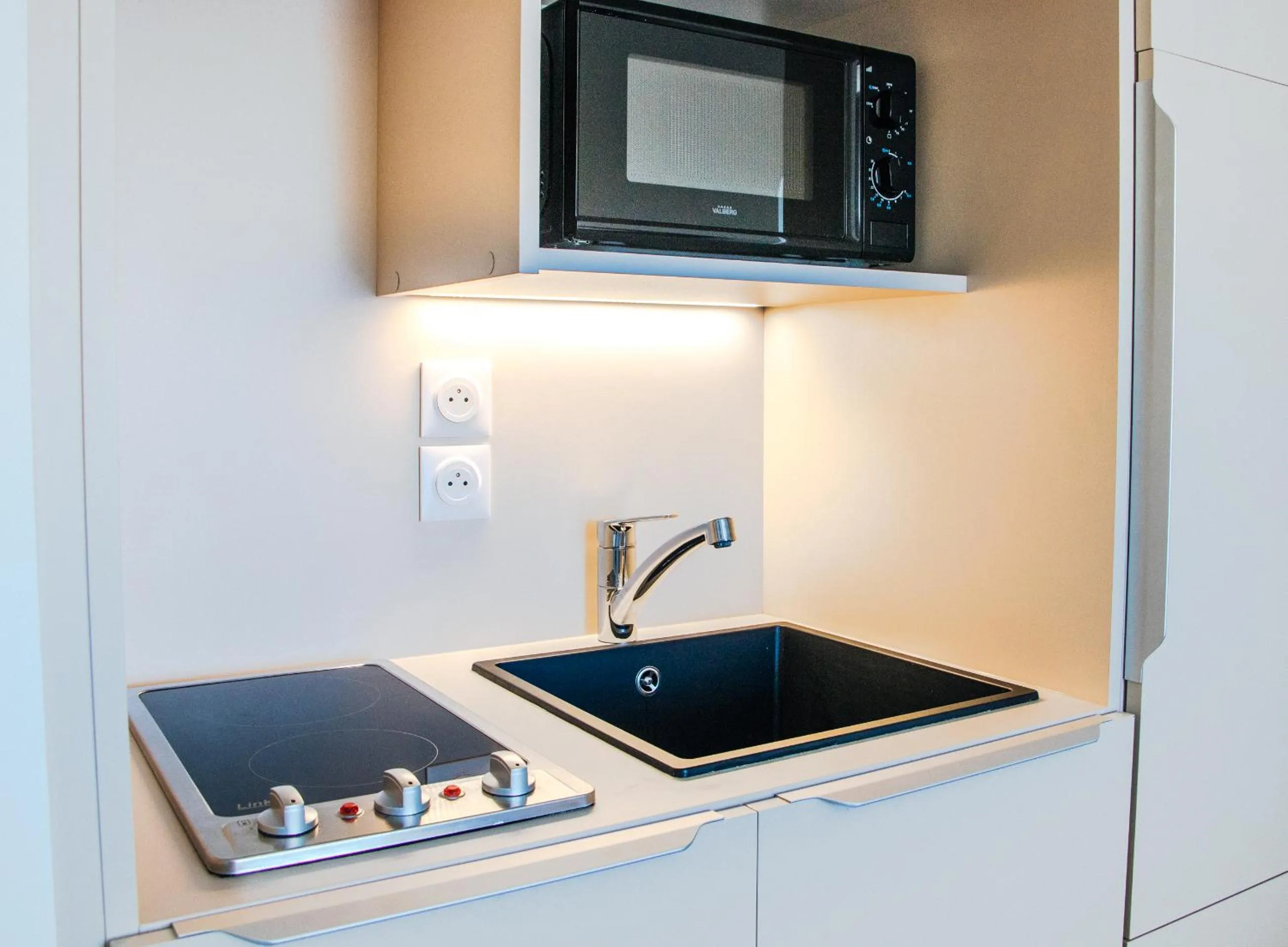 Kitchen or kitchenette in Twenty Business Flats Lille - Bayard