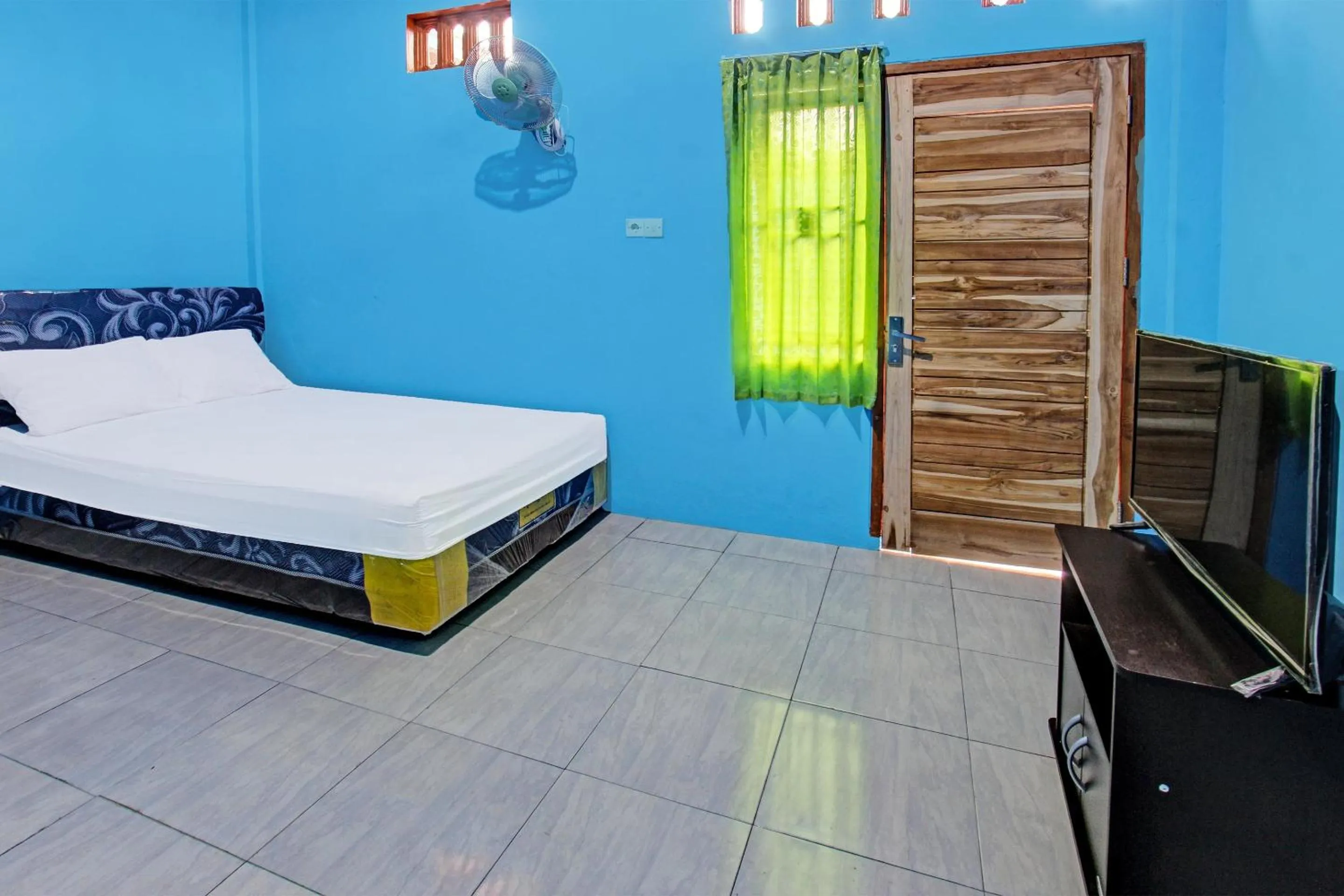 Bedroom, Bed in SPOT ON 91811 Rumah Inap Bunda Nurhayati