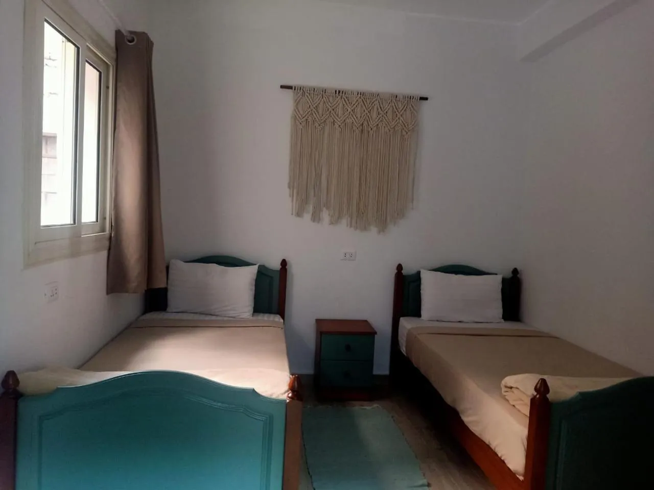 Photo of the whole room, Bed in Champollion Hostel
