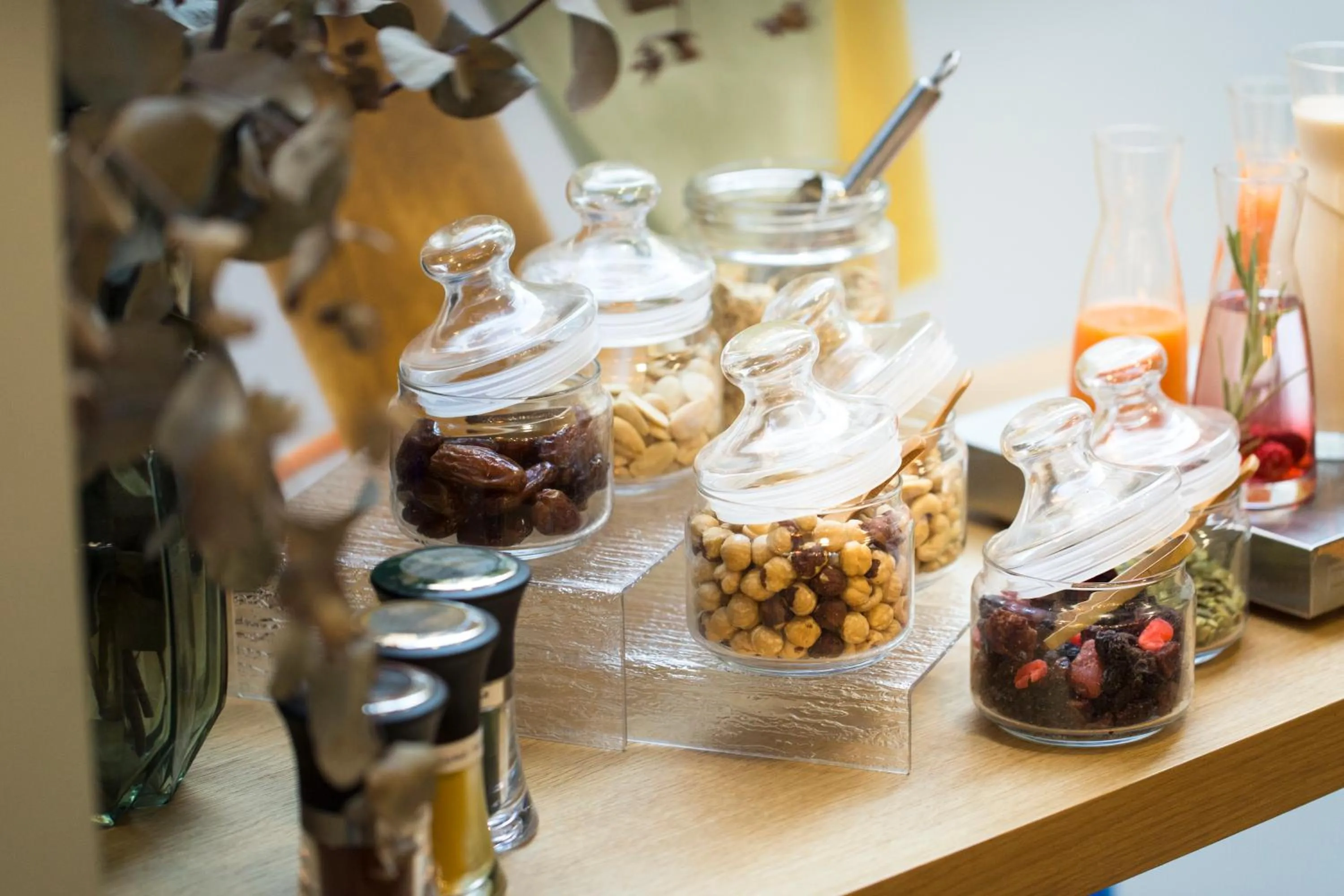 Breakfast in Petit Palace Posada del Peine