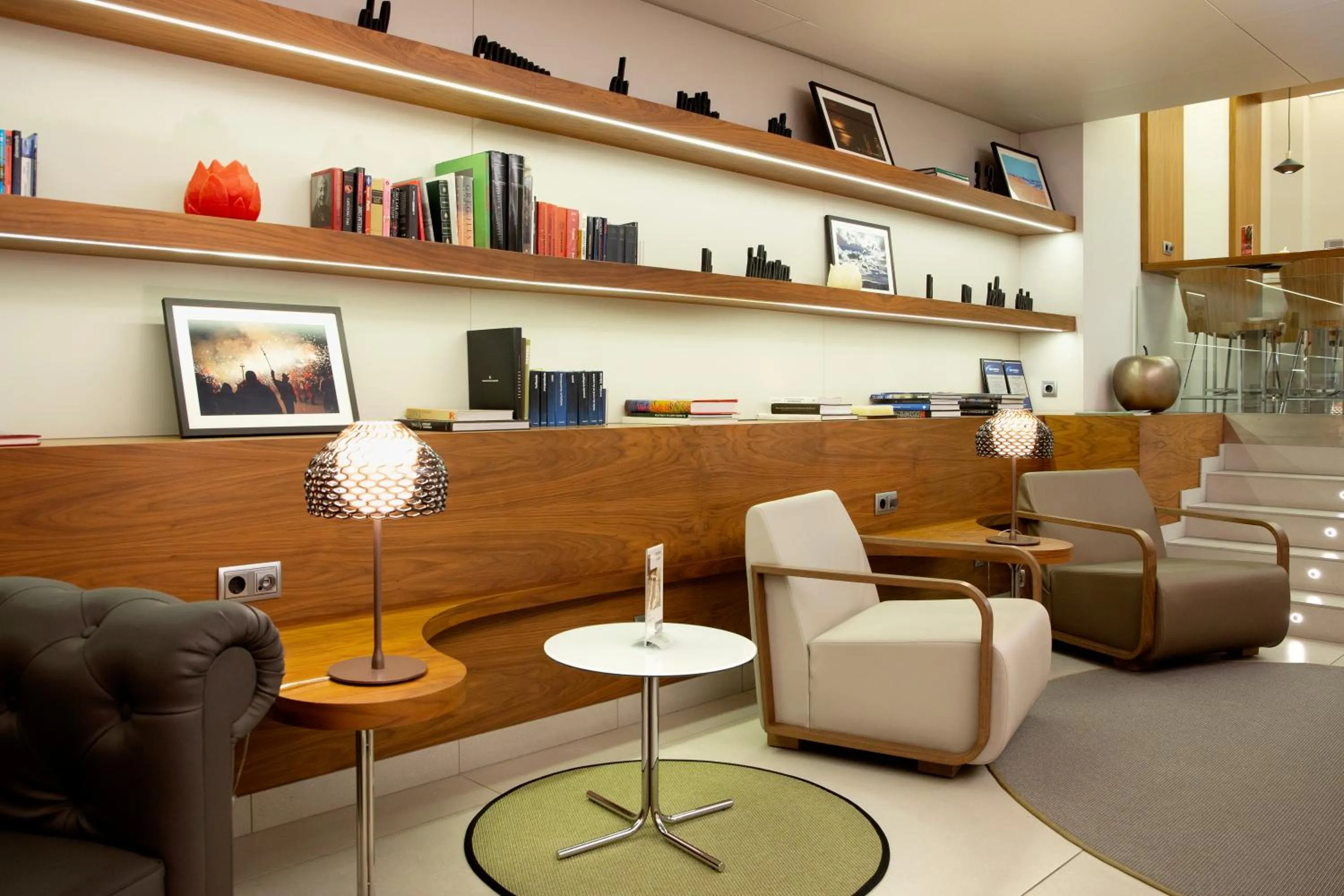 Library in Best Western Premier Hotel Dante