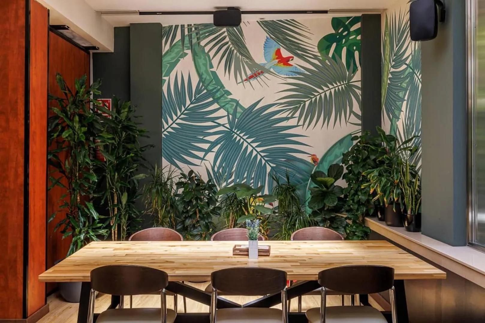 Lounge or bar in Hotel Ronda Lesseps