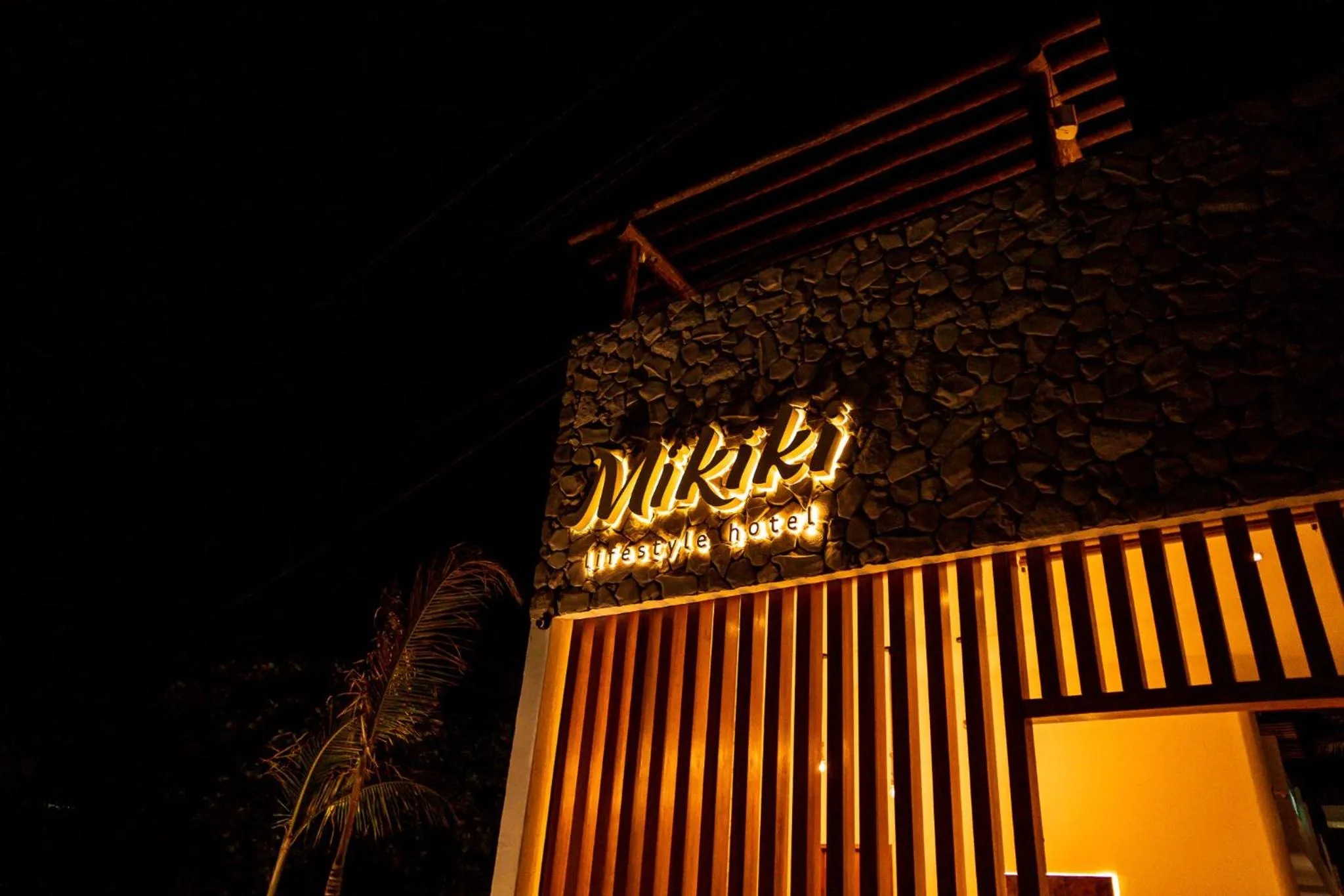 Facade/entrance in Mikiki Lifestyle Hotel