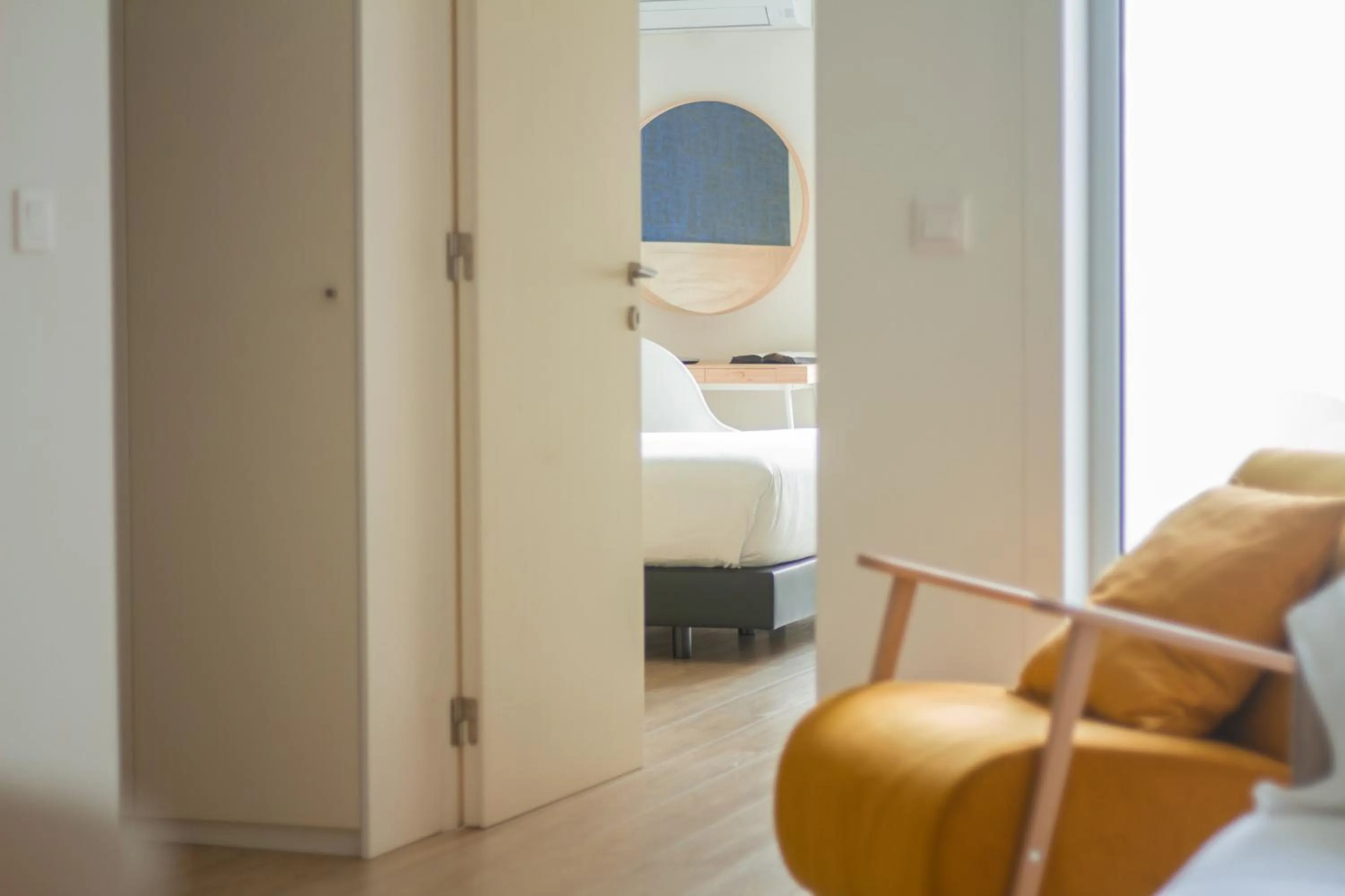 Seating area in room Select Porto Suites