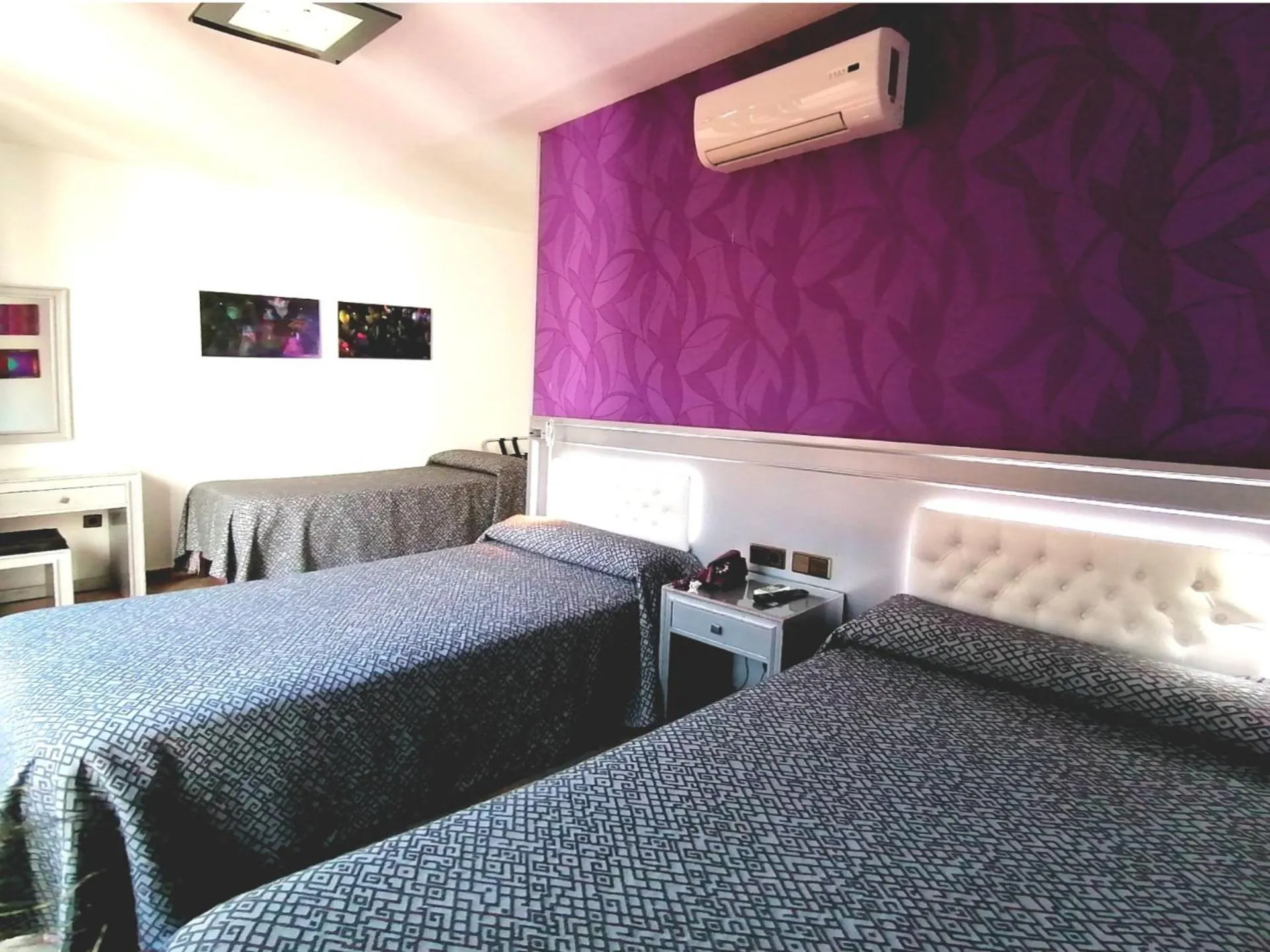 Bed in Hotel Molinos