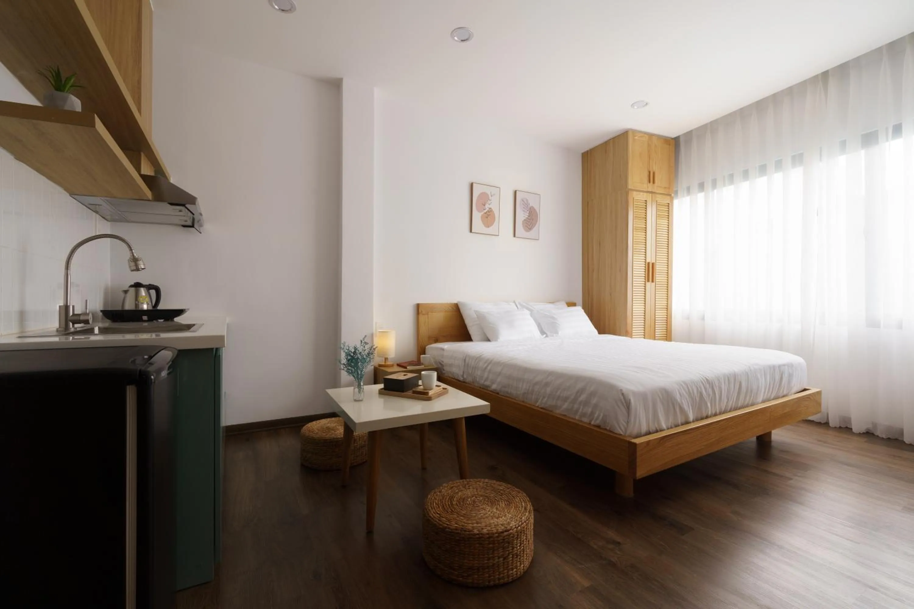 LATA Hotel & Apartments