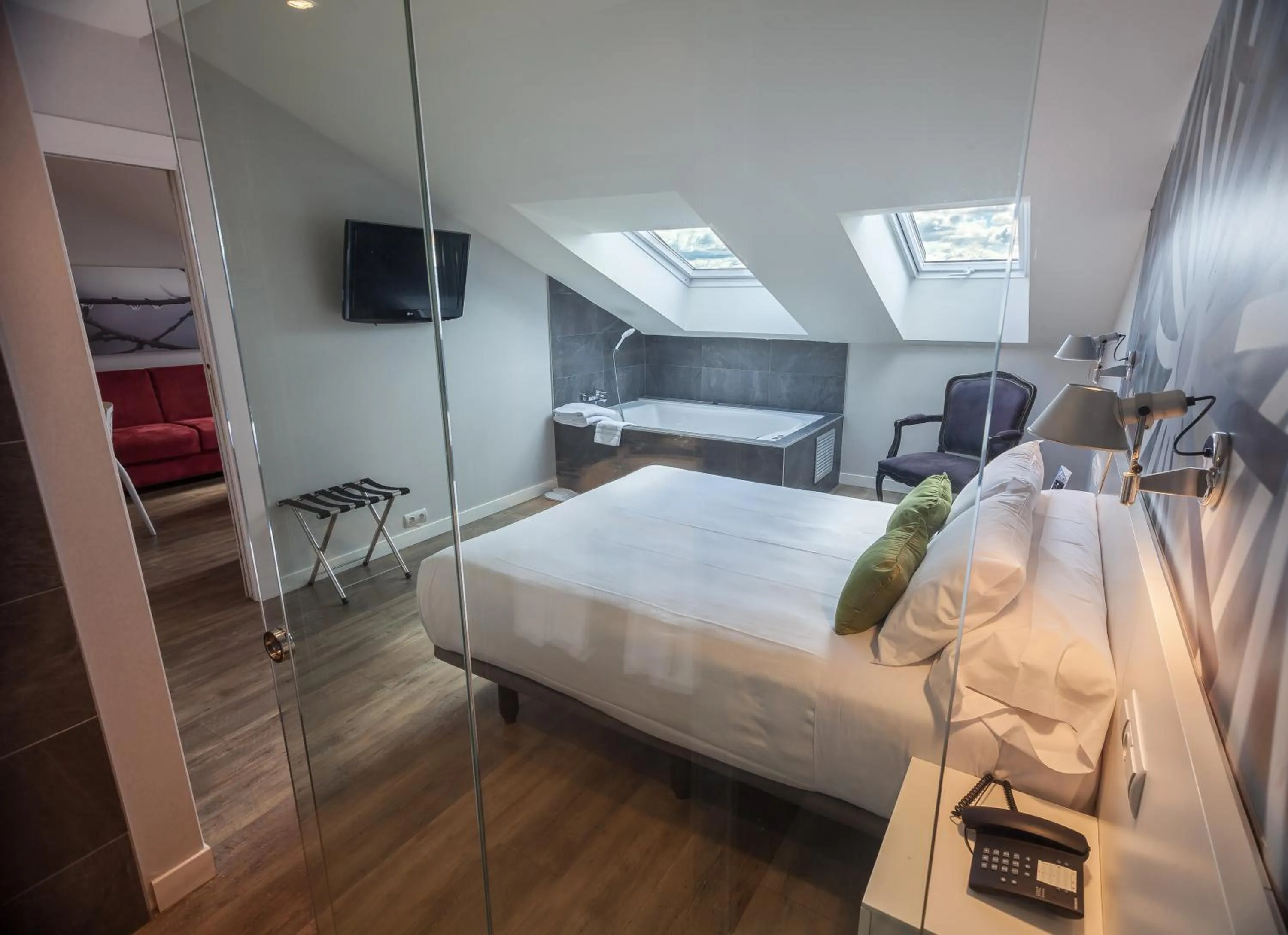 Photo of the whole room, Bed in Hotel Andia