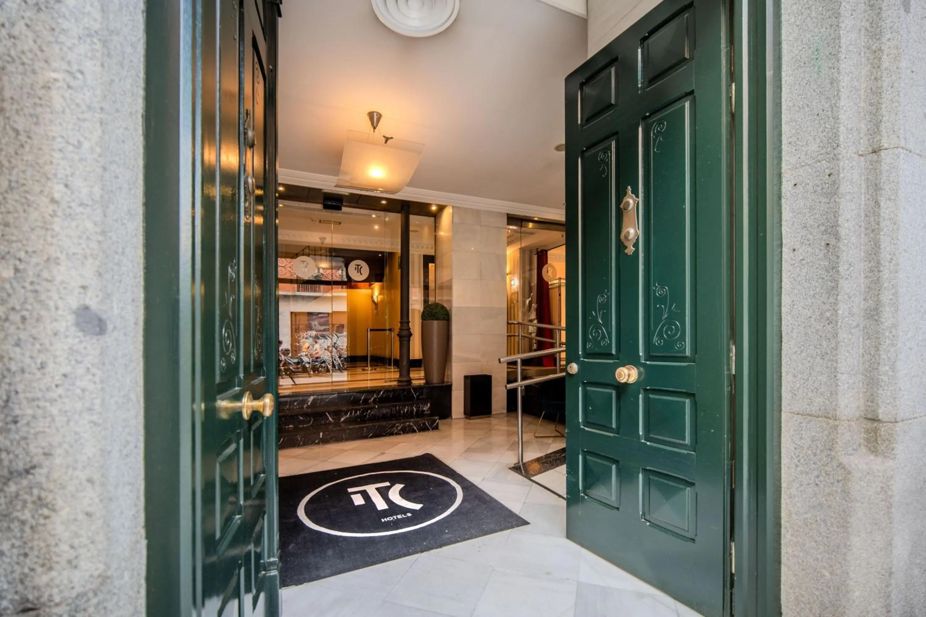 Lobby or reception in ITC Infantas by Soho Boutique