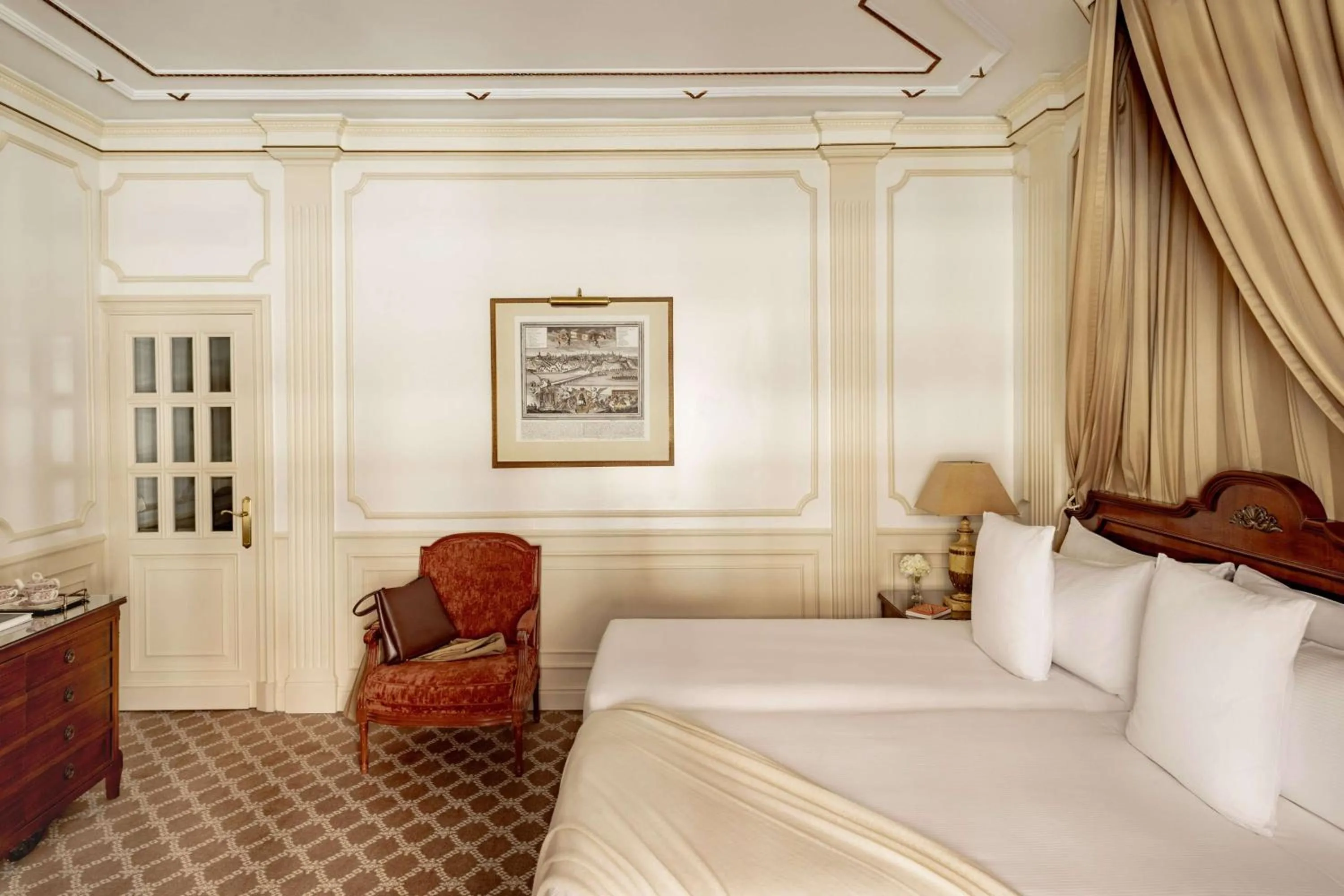 Bedroom, Bed in Hotel Fenix Gran Meliá - The Leading Hotels of the World