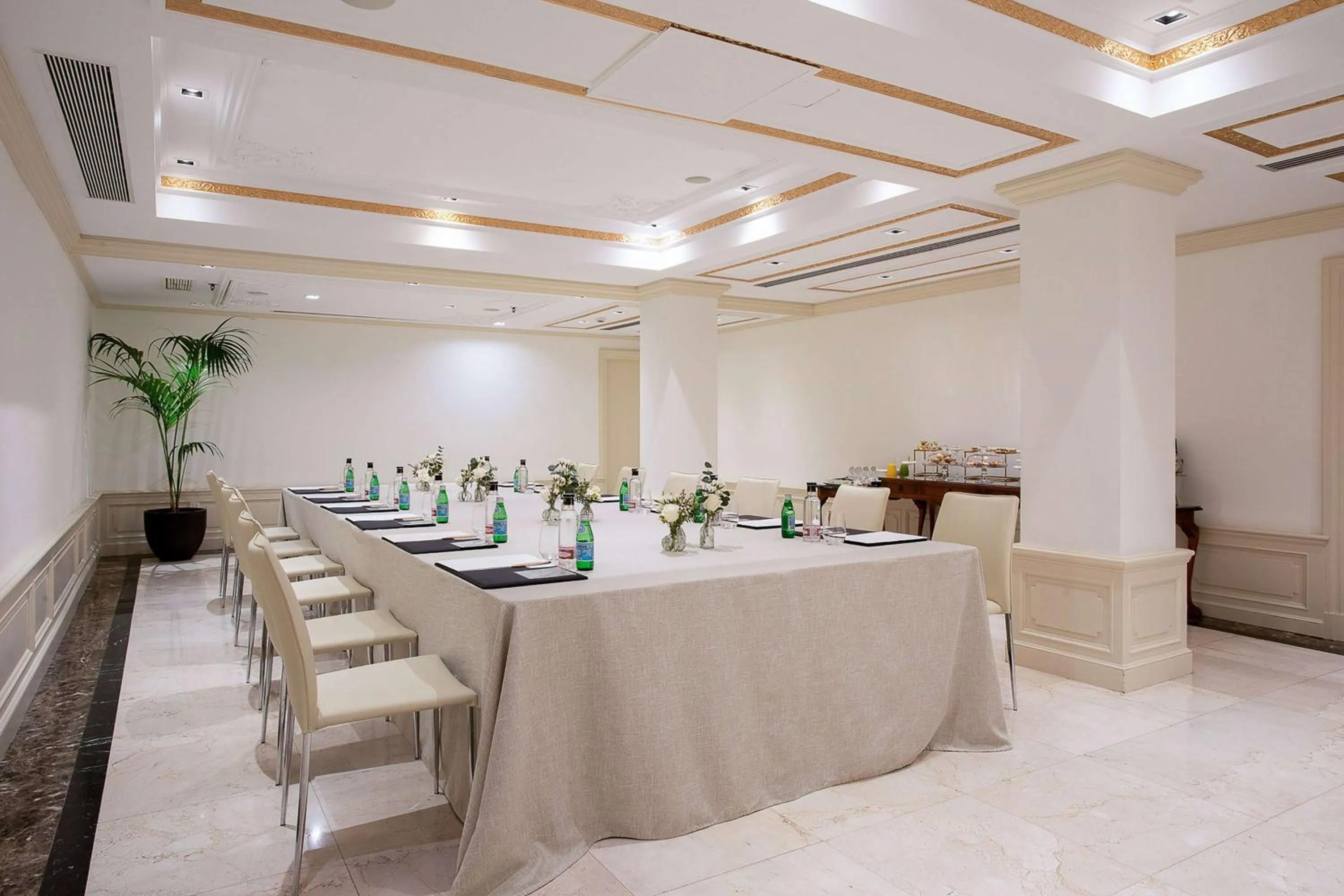 Meeting/conference room in Hotel Fenix Gran Meliá - The Leading Hotels of the World