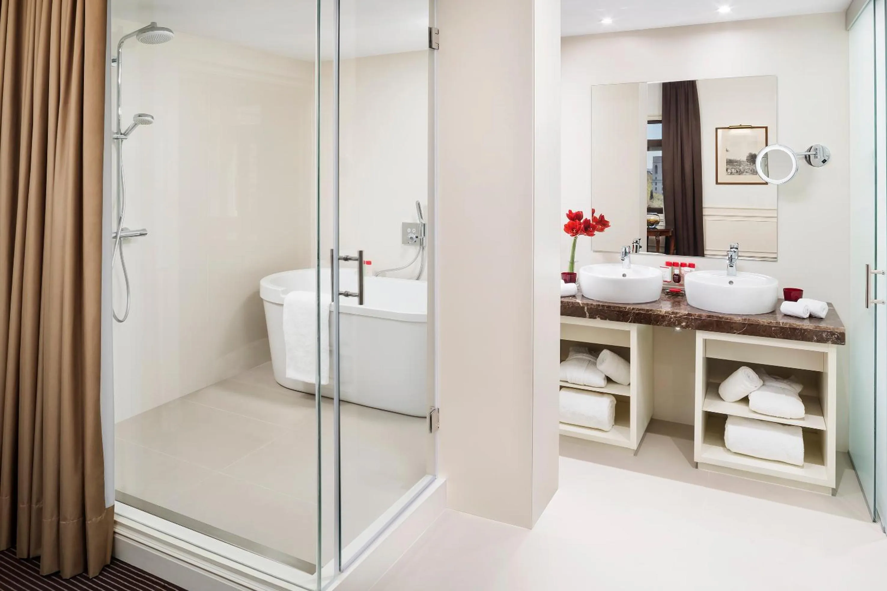 Bathroom in Hotel Fenix Gran Meliá - The Leading Hotels of the World