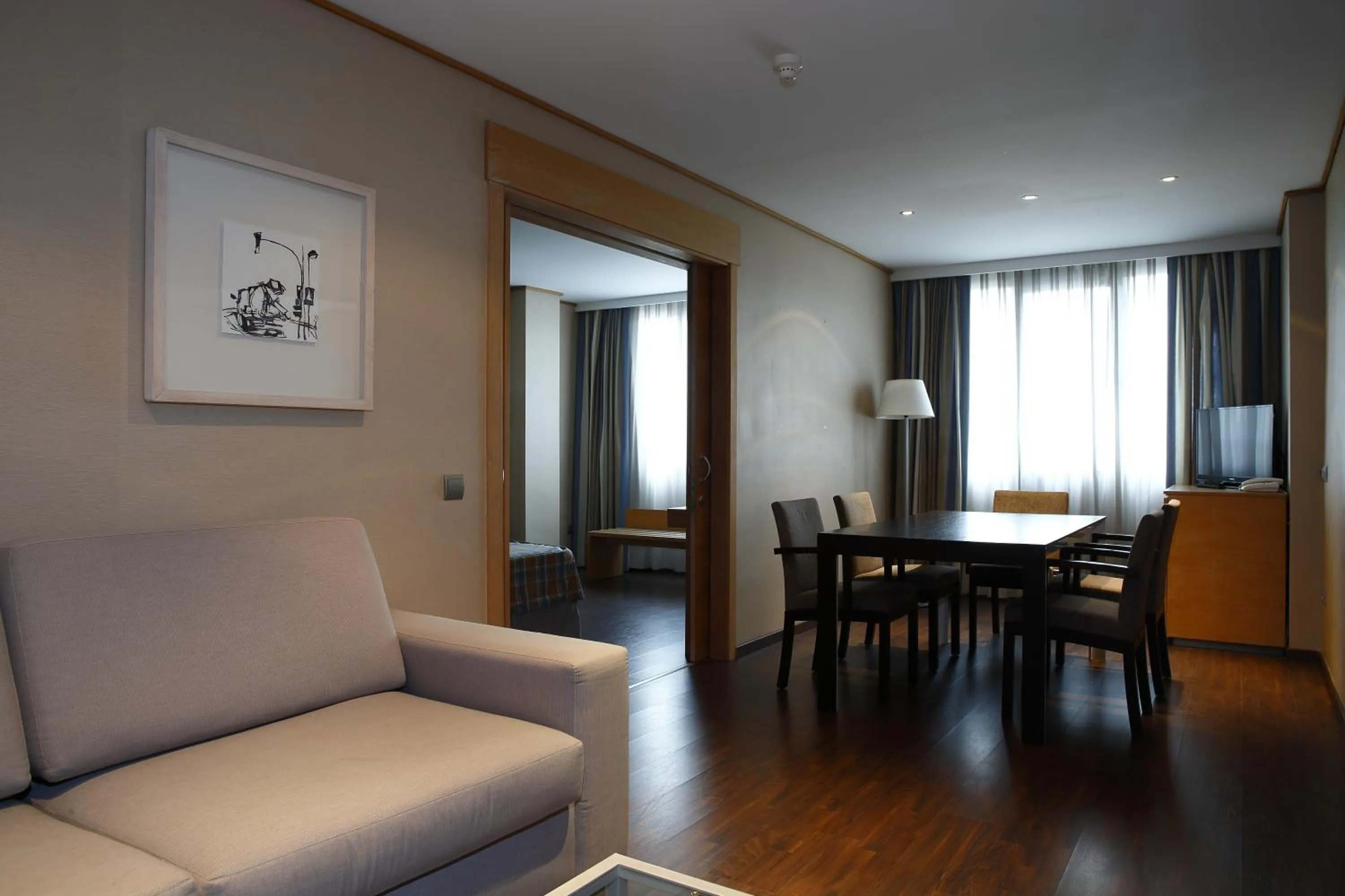 Photo of the whole room in Eurohotel Castellón