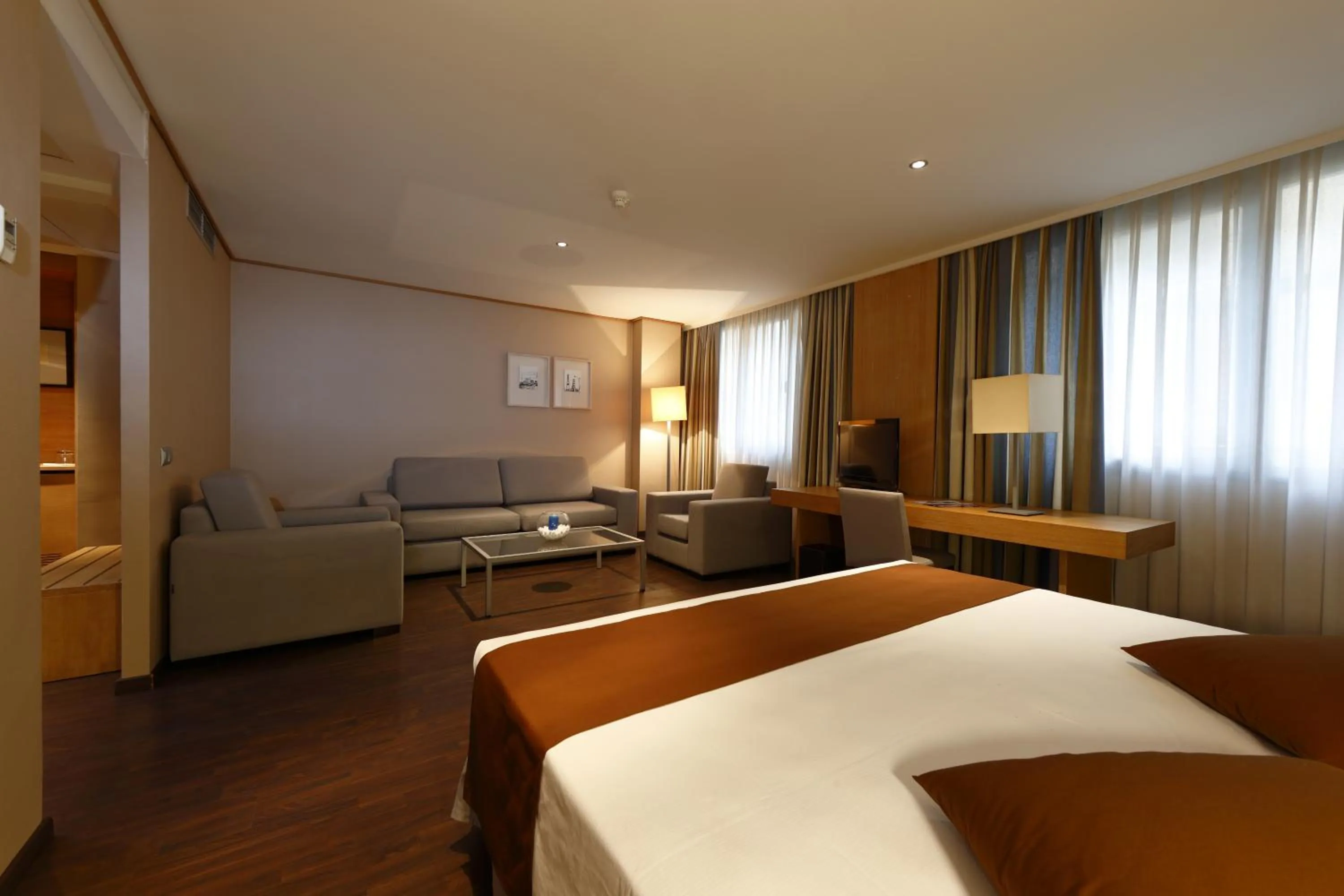 Photo of the whole room, Bed in Eurohotel Castellón