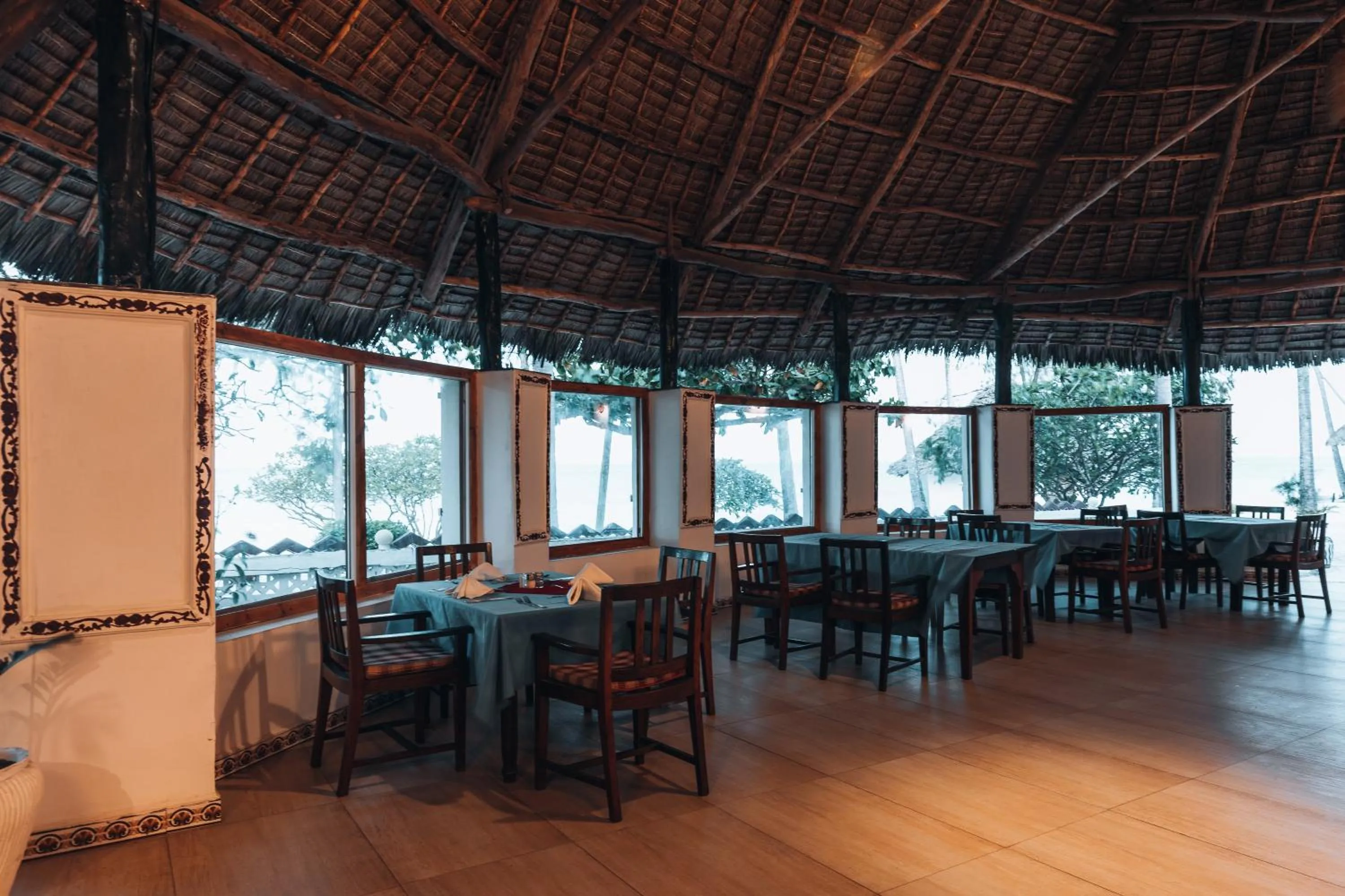 Restaurant/places to eat in F-Zeen Boutique Hotel Zanzibar