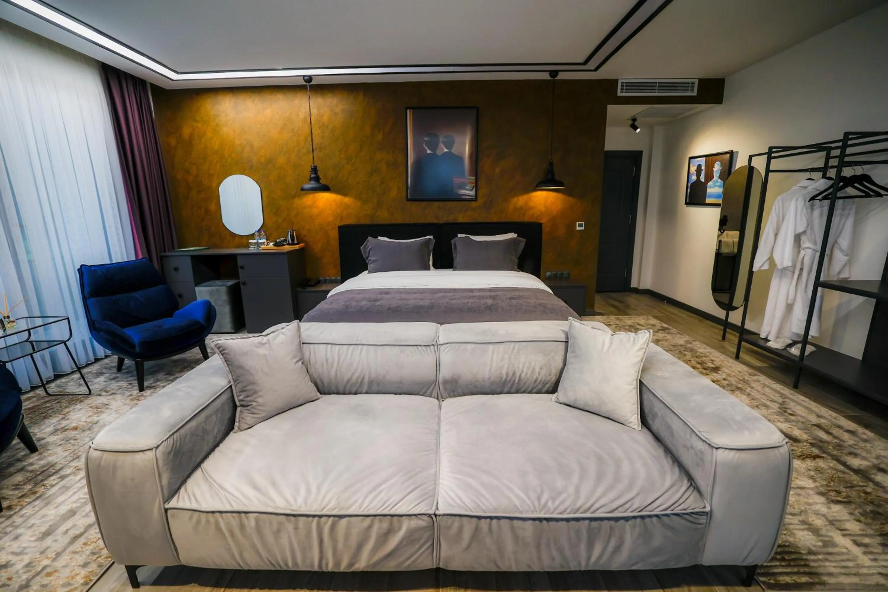 Bedroom, Bed in Çathan Art Hotel