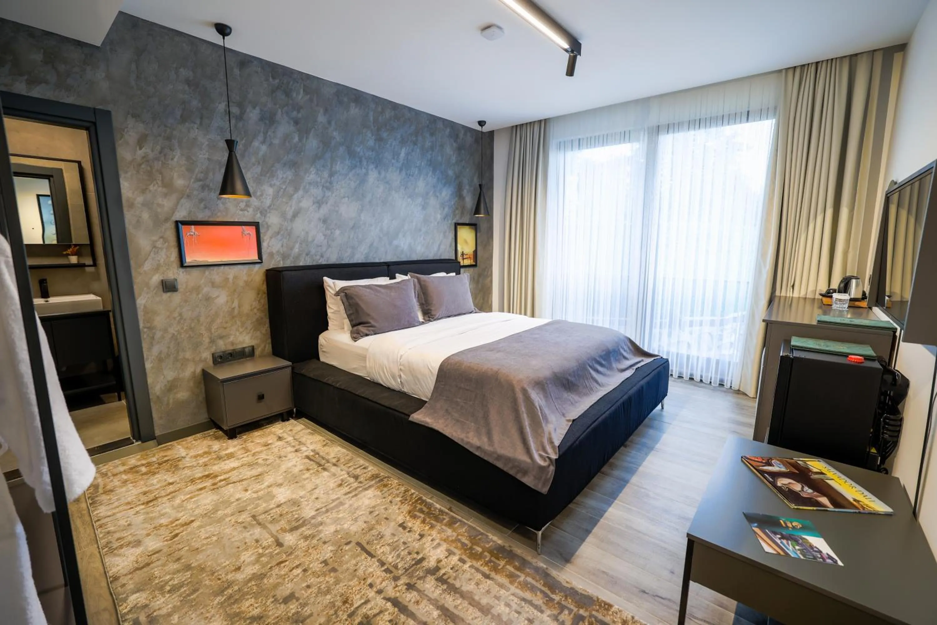 Photo of the whole room, Bed in Çathan Art Hotel