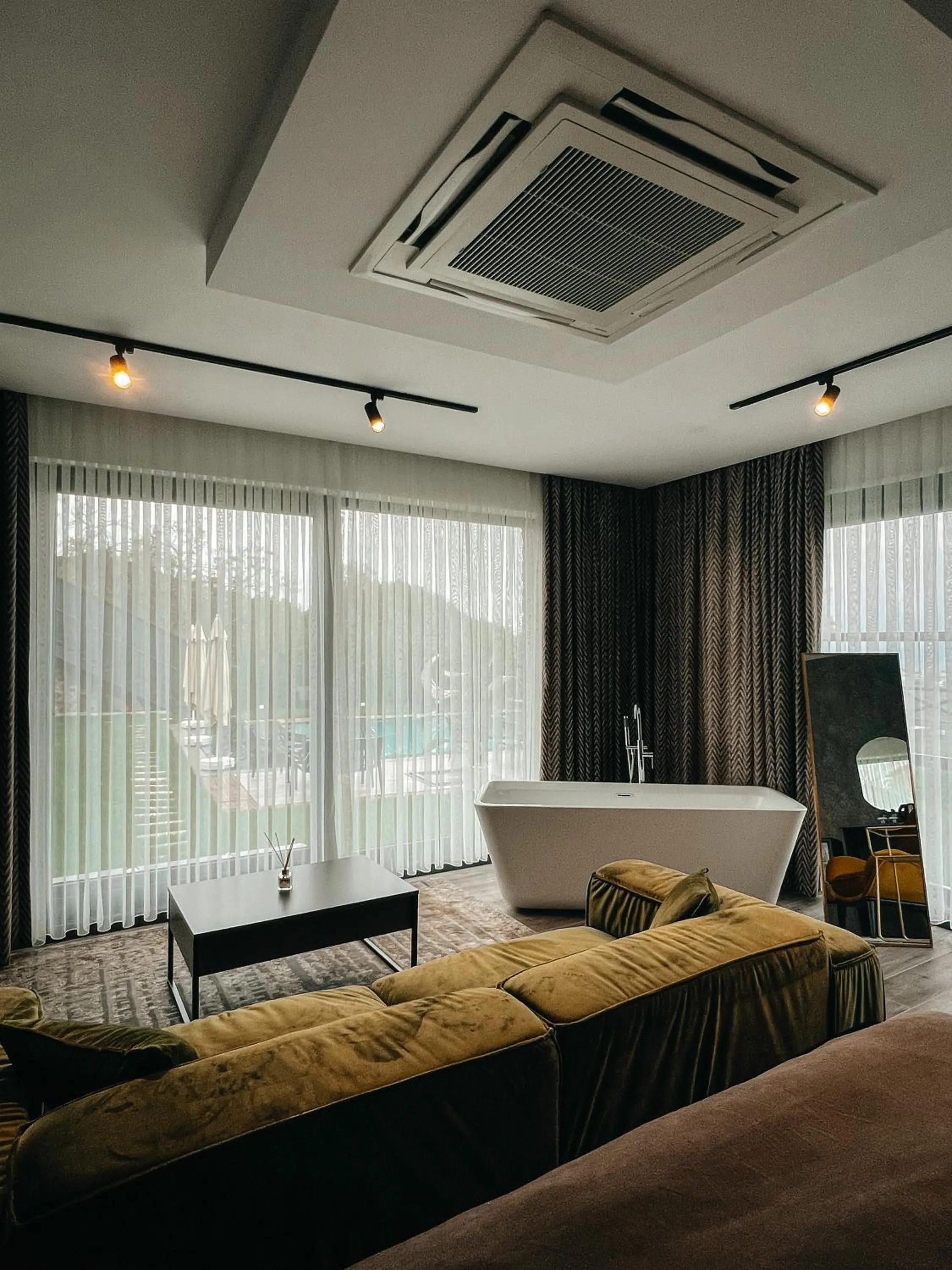 Seating area, Bed in Çathan Art Hotel