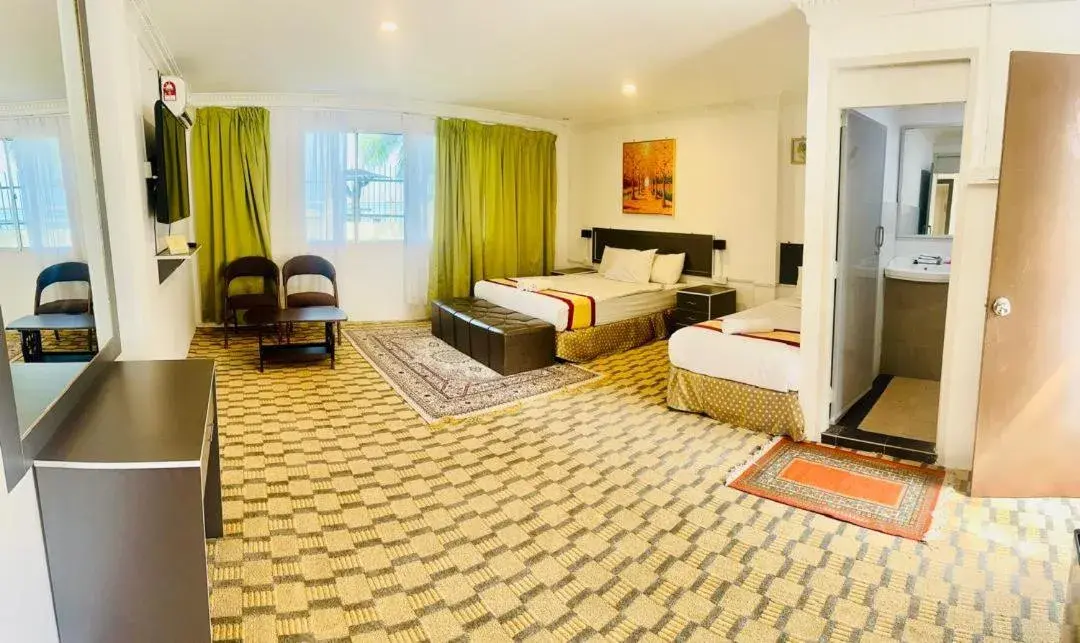 Double or Twin Room with View in Green Town Hotel And Resort Double or Twin Room with View in Green Town Hotel And Resort