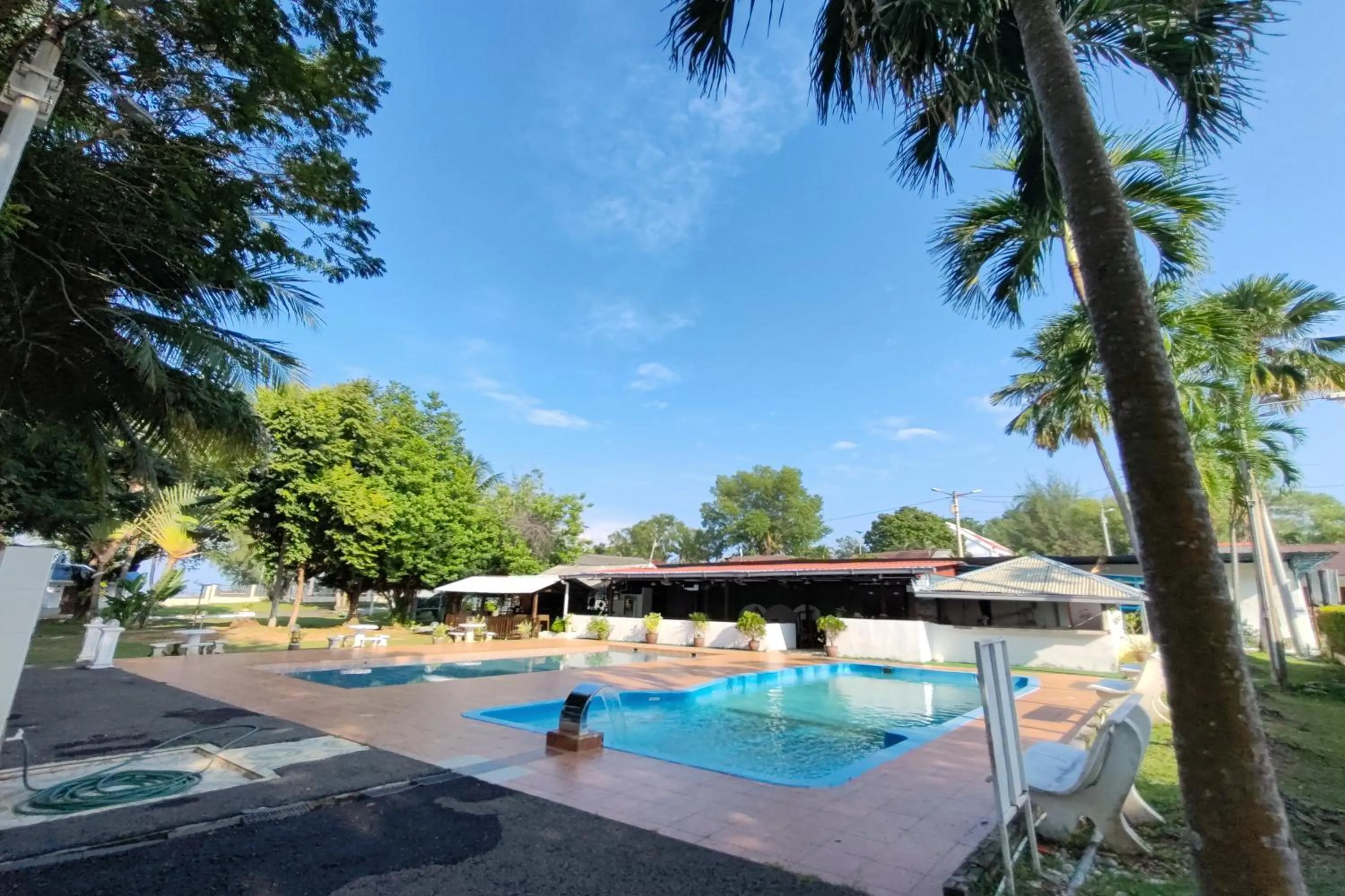 Swimming pool in Green Town Hotels and Resorts