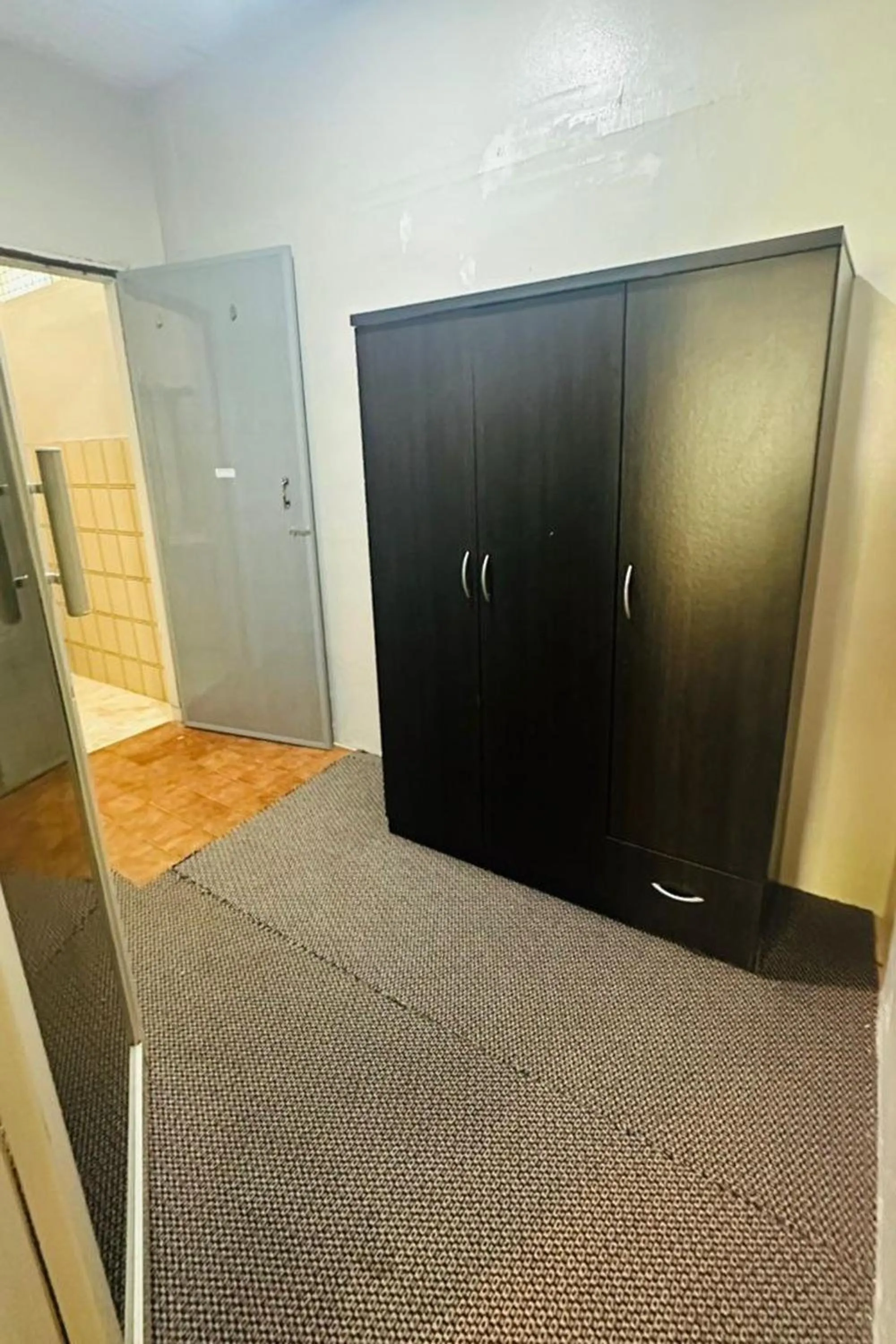 wardrobe in Green Town Hotels and Resorts